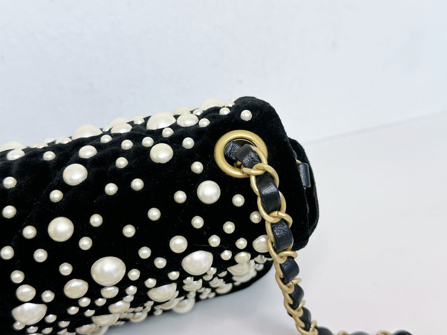 Chanel Mini Black Velvet Pearl Flap Bag X53U microchip