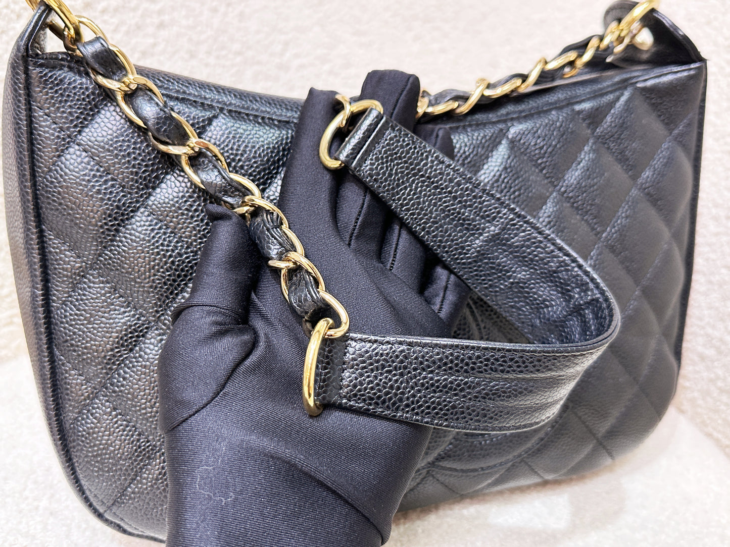 Chanel Black Quilted Caviar CC Logo Chain Shoulder Bag GHW 84 holo card