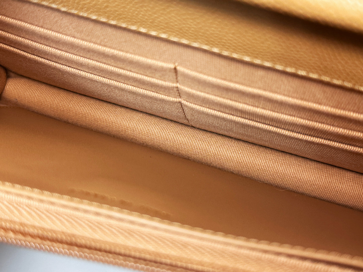 Chanel 23P Caramel Dark Beige Caviar Classic Quilted Wallet on chain LGHW UK27 microchip