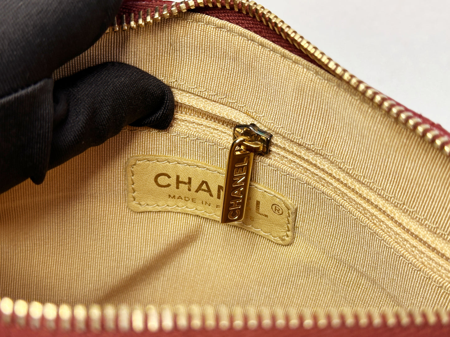 Chanel Small Caviar Quilted Pochette Shoulder Bag Red GHW