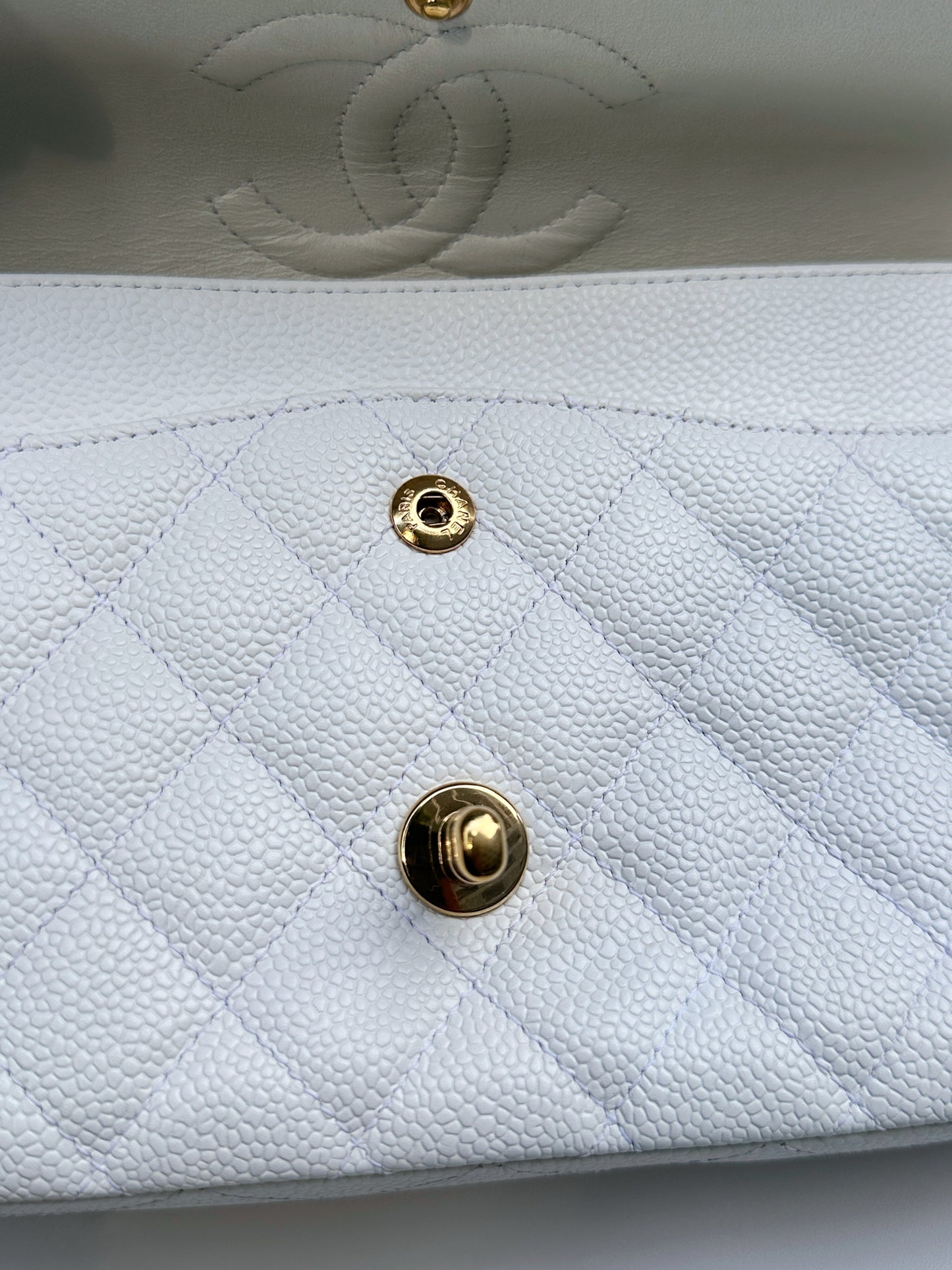 Chanel White Caviar Medium Classic Double Flap Bag 1350 holo