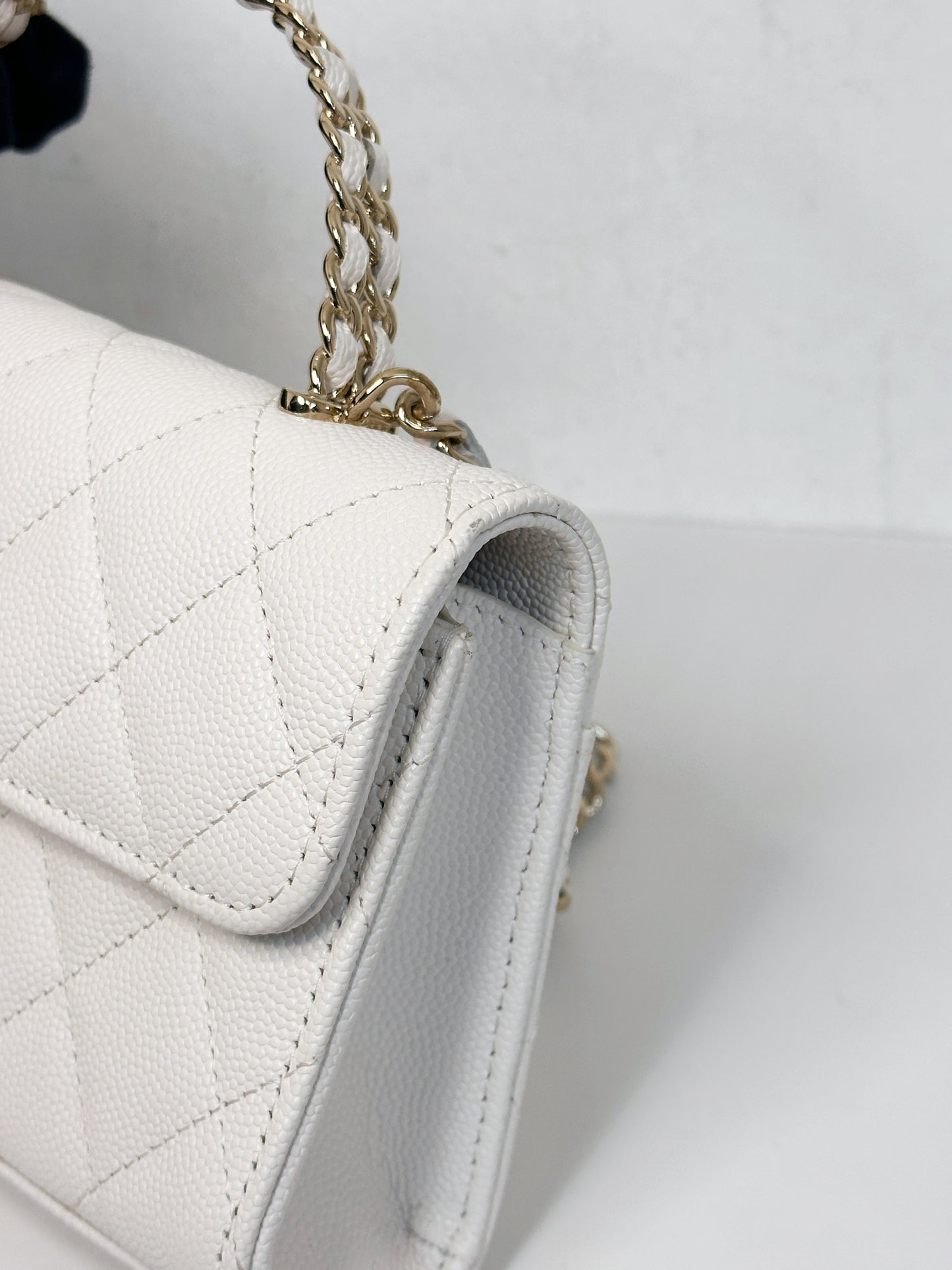 Chanel 23P Top Handle Kelly Clutch with Chain in White Caviar GHW