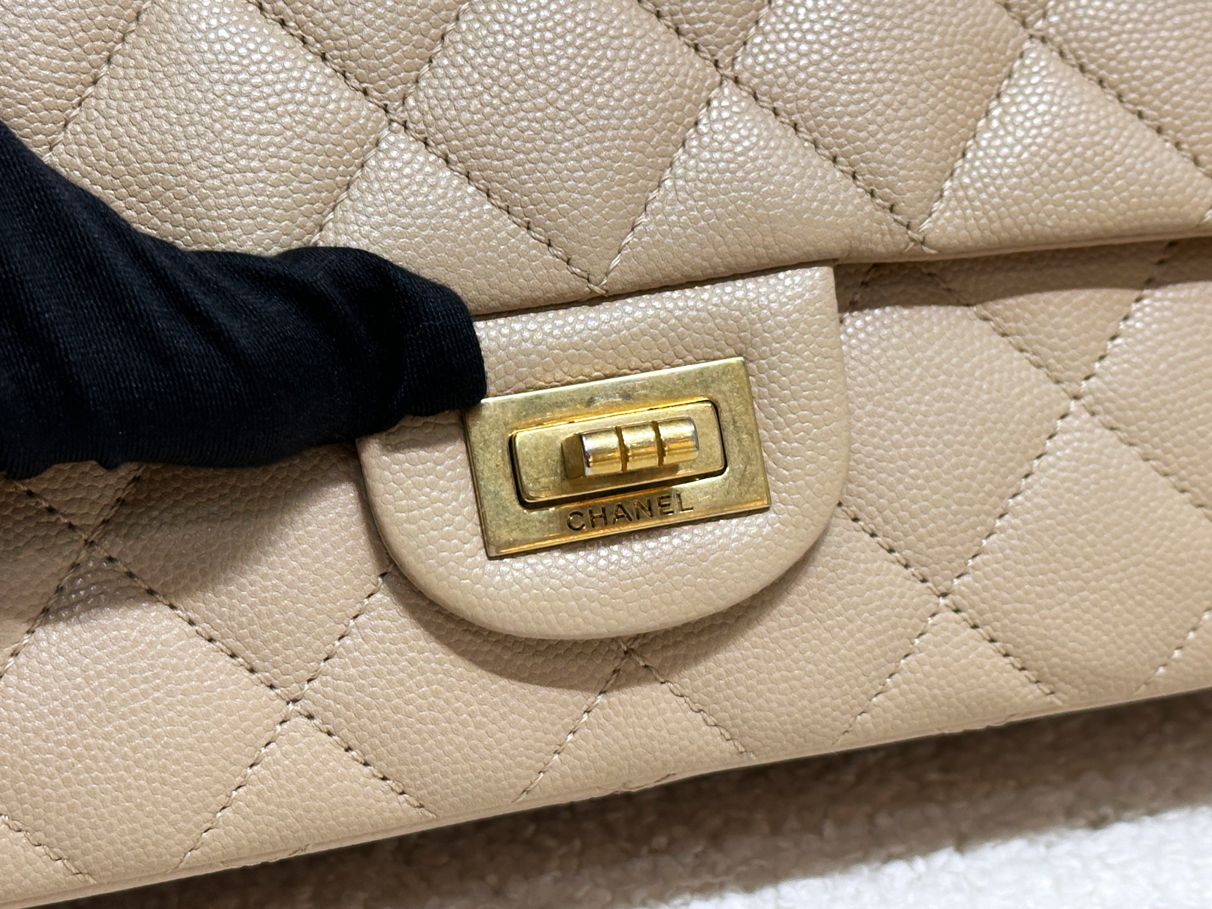 Chanel Classic Quilted Caviar 2.55 Reissue Flap Bag Beige 226 2353 holo card