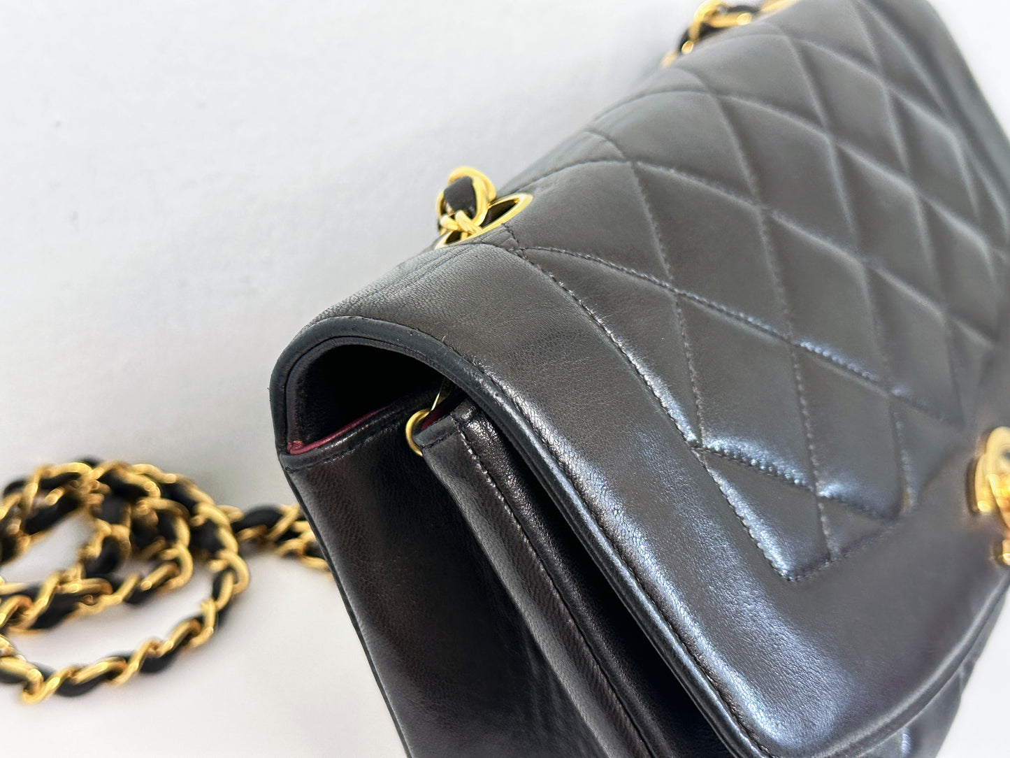Chanel Vintage Quilted Diana Flap Bag Black Lambskin 25 holo card