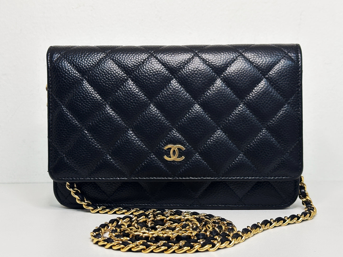 Chanel Classic Wallet on Chain Caviar Black GHW 2859 Holo card