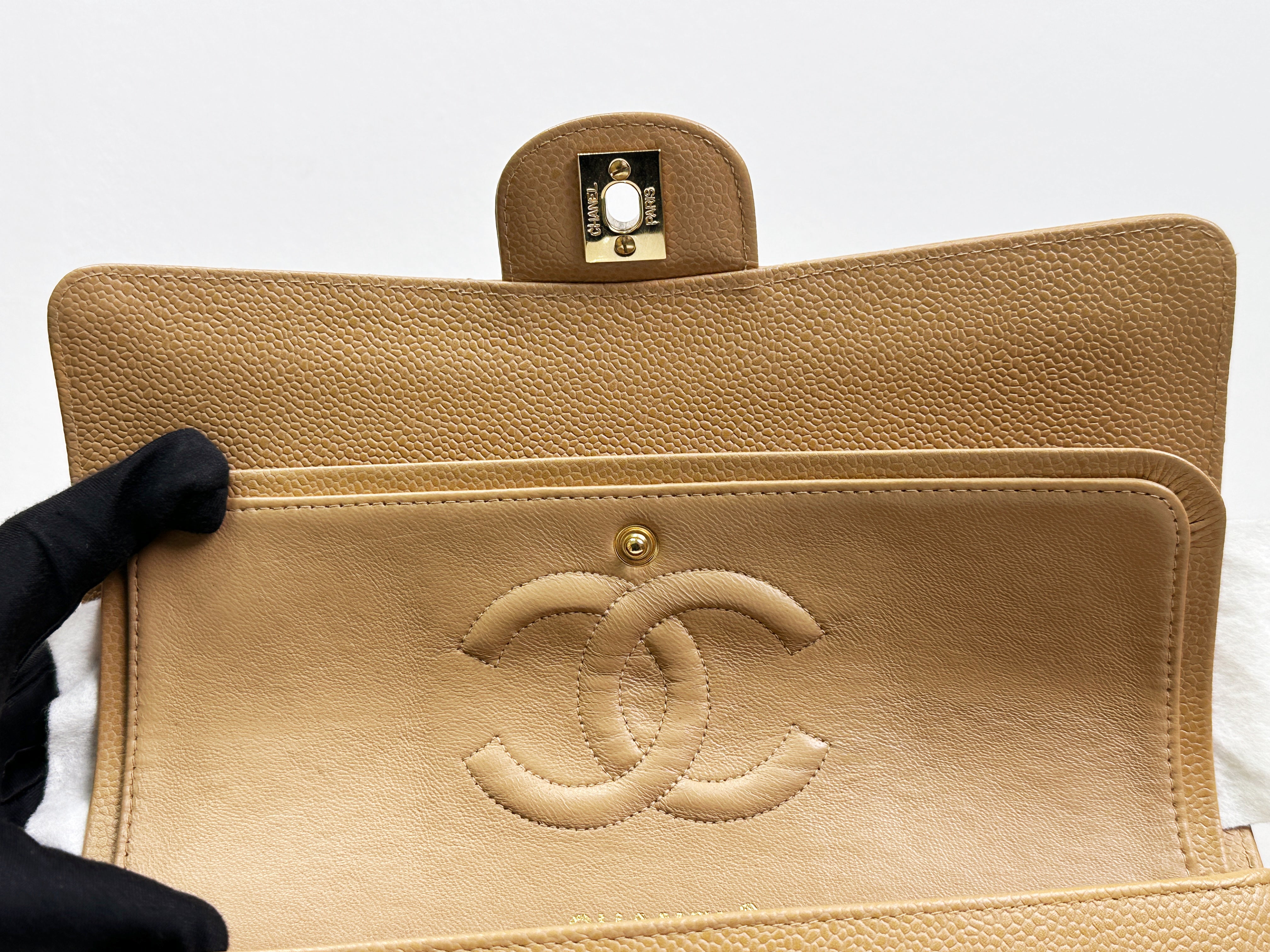 Preloved Authentic Chanel Vintage 24kGold Medium Caviar Quilted Double Flap Beige Bag