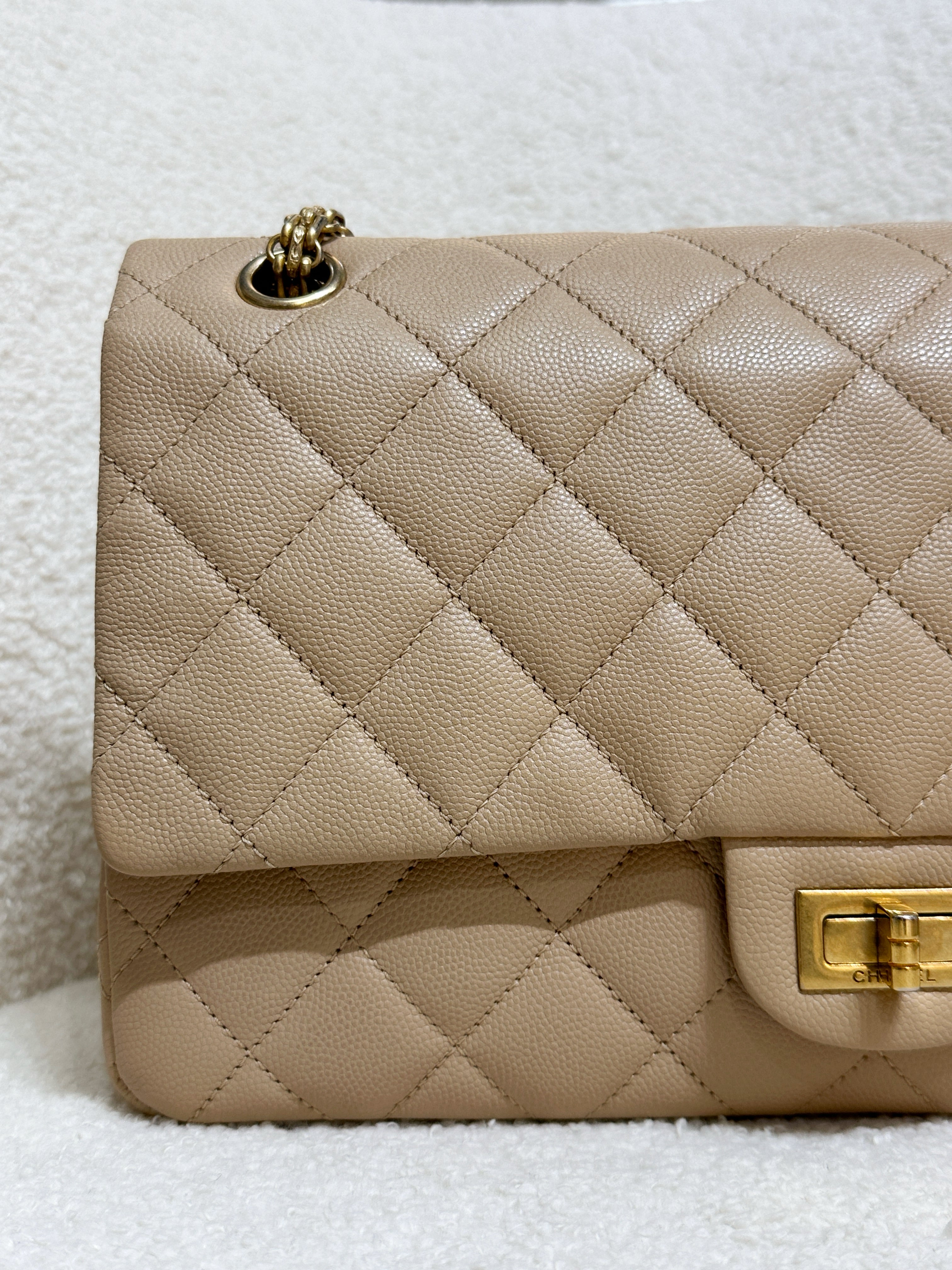 Chanel Classic Quilted Caviar 2.55 Reissue Flap Bag Beige 226 2353 holo card