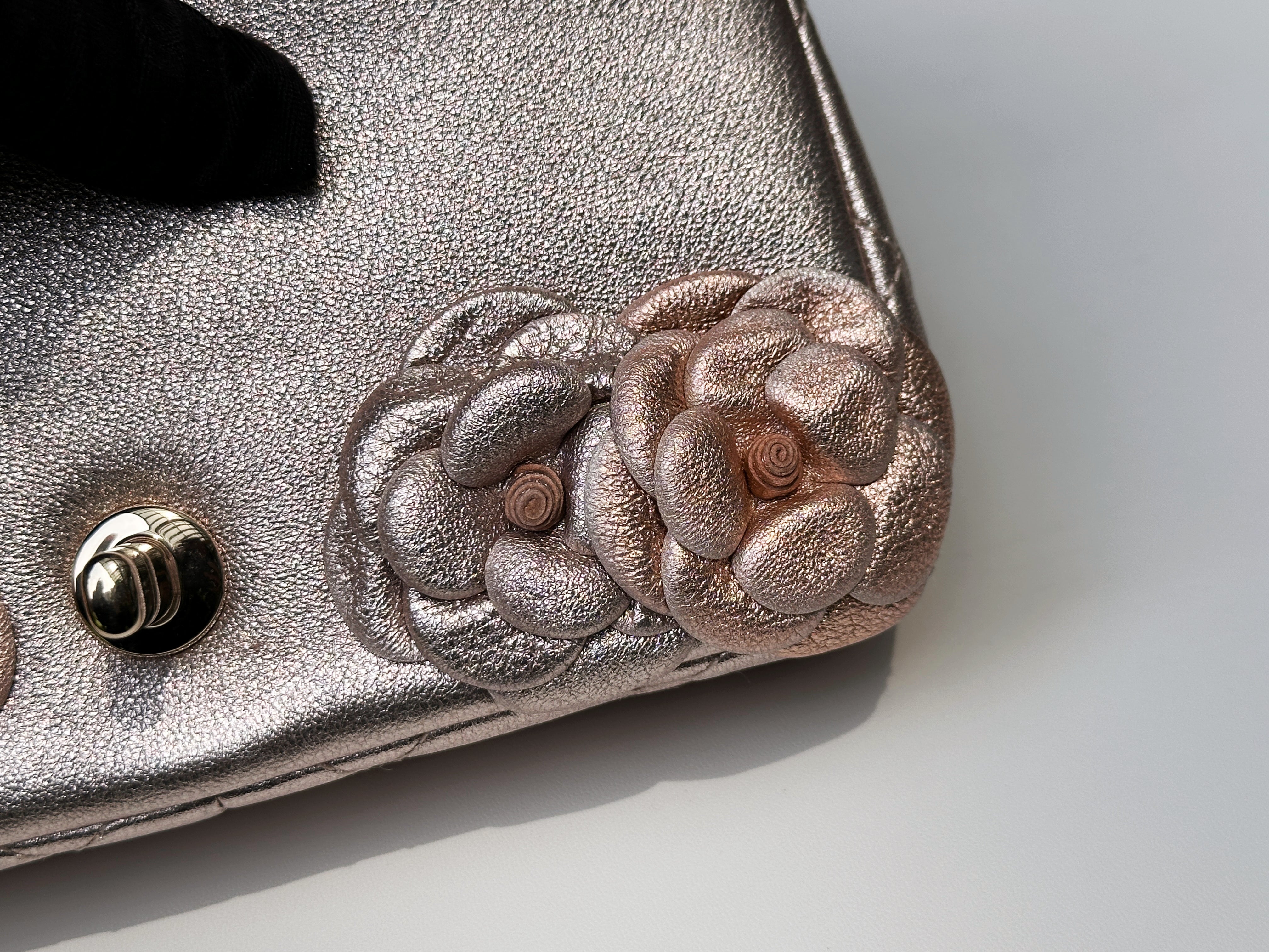 Chanel Camellia Mini Metallic Rose Gold/Pink Lambskin Gold Hardware 2078 holo card