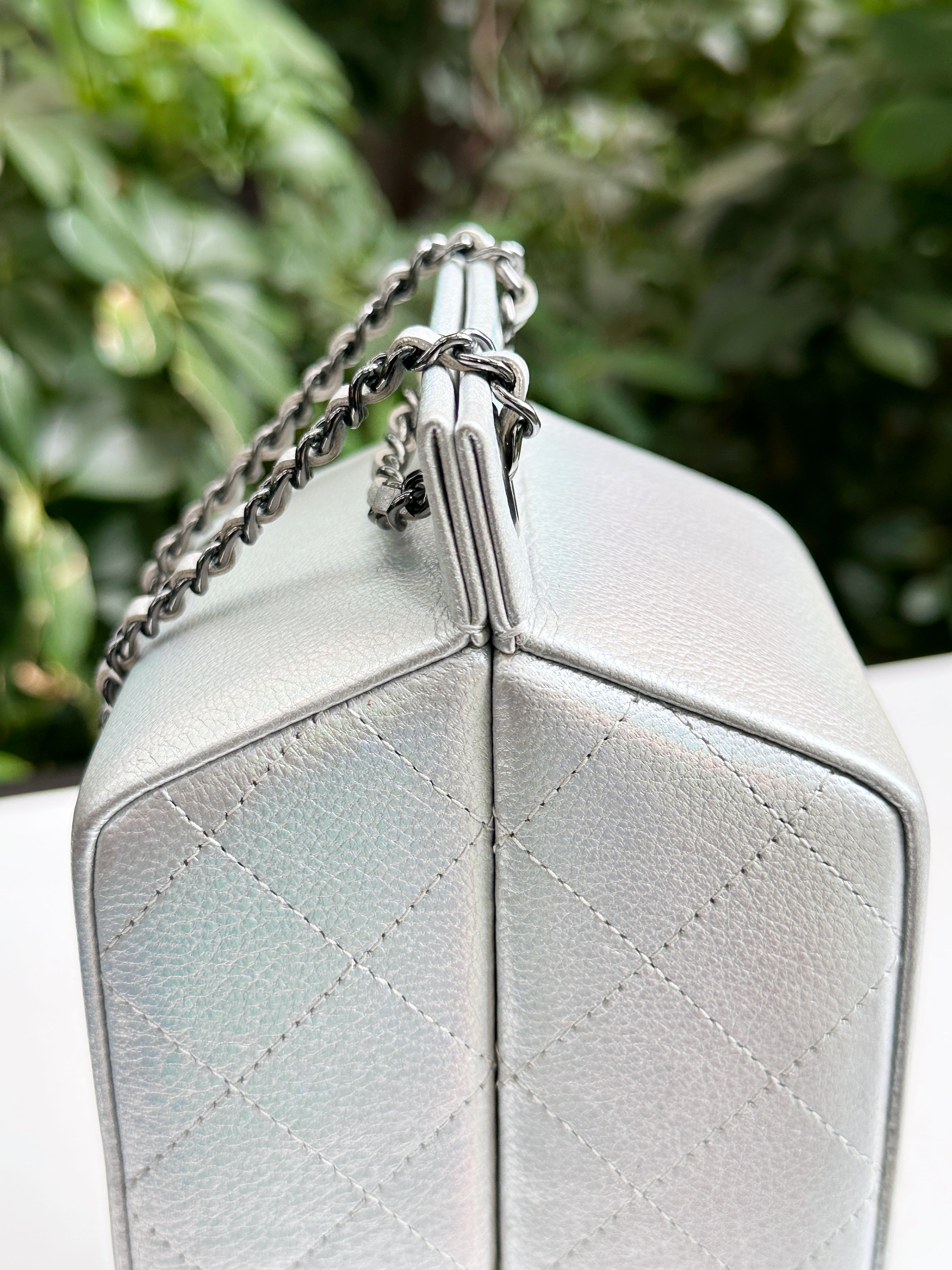 Preloved Authentic CHANEL RARE LIMITED EDITION LAIT DE COCO MILK CARTON BAG 2014