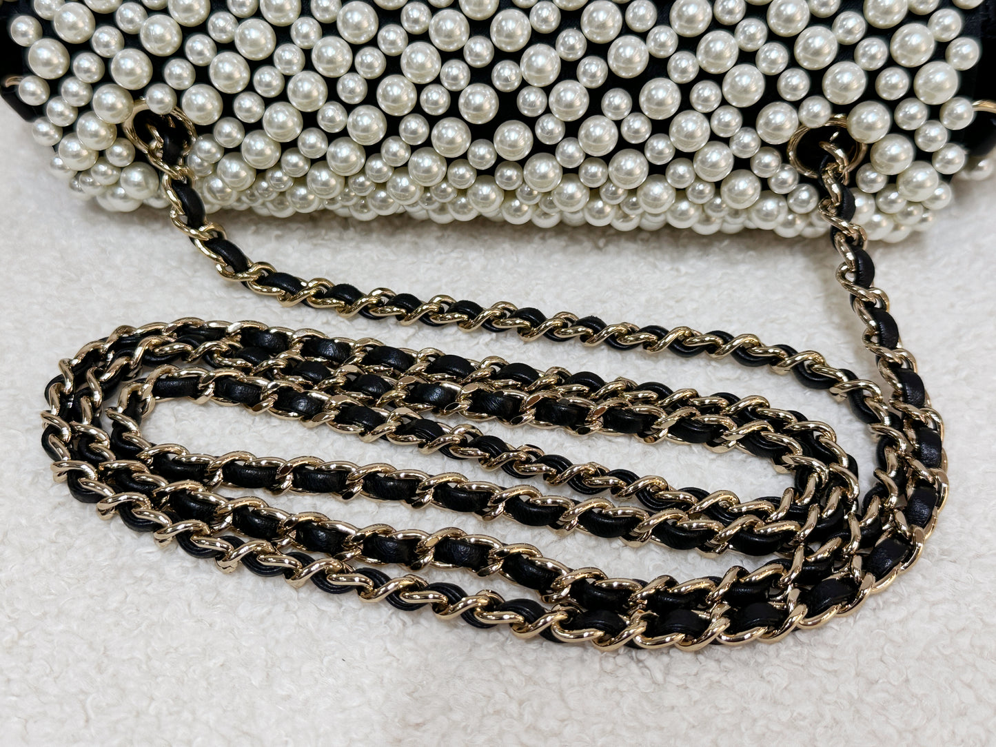 Chanel 19S Pearl On Flap Mini Rectangular Bag LGHW 2750 holo card