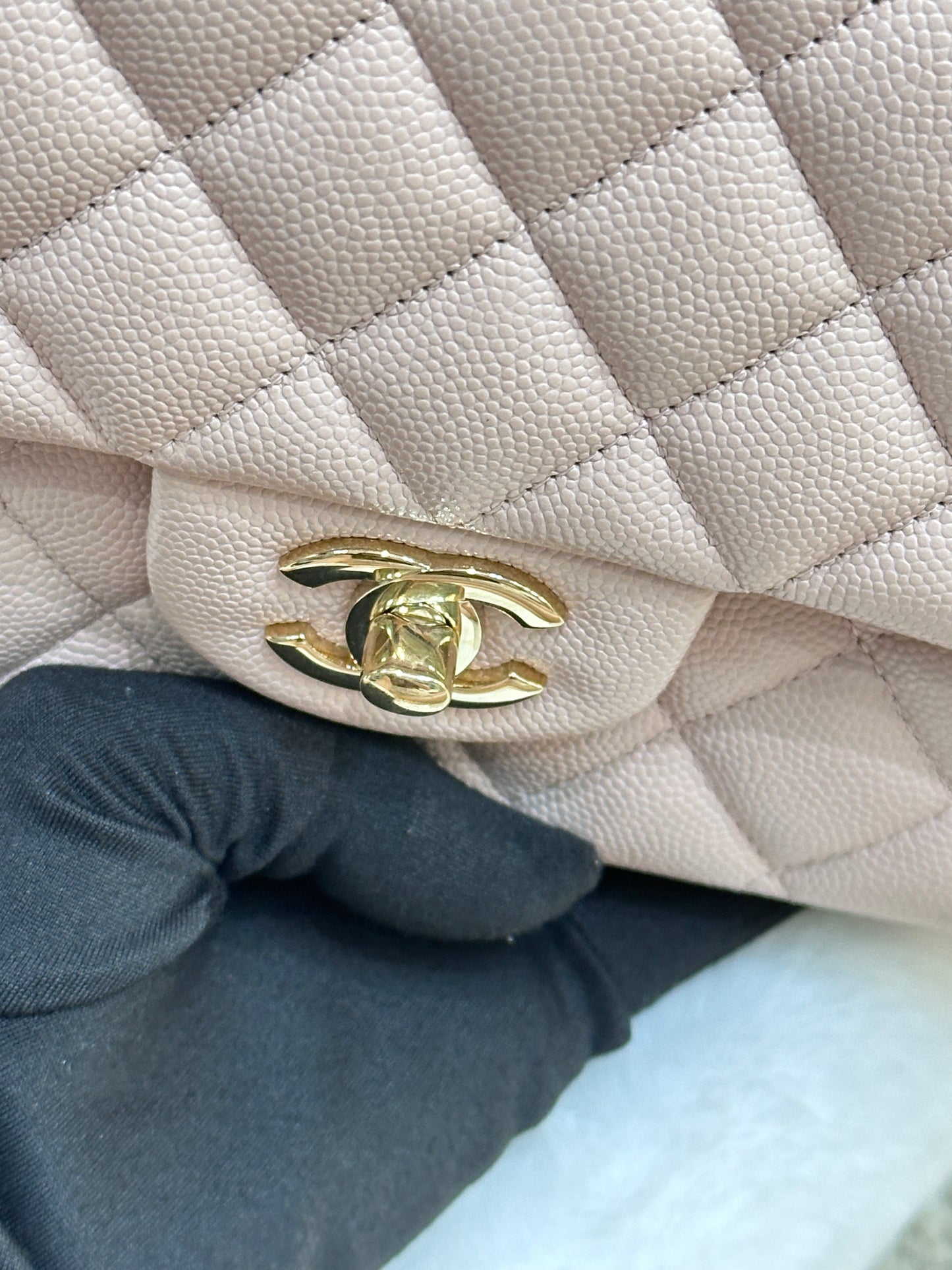 Chanel Medium Caviar Quilted Double Flap Light Pink 21Ｃ