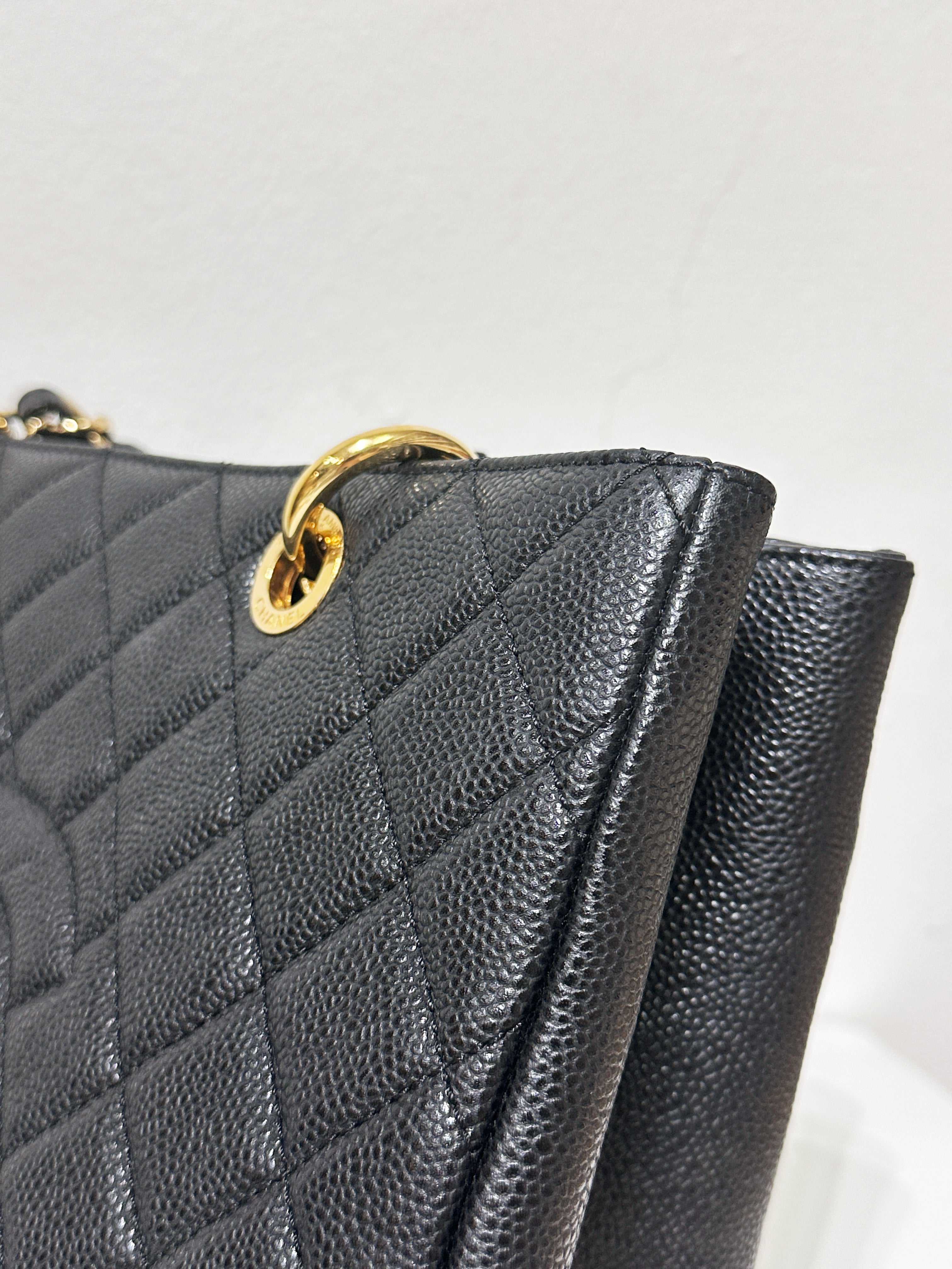 Chanel Caviar Grand Shopping Tote GST Black GHW 1640 holo card