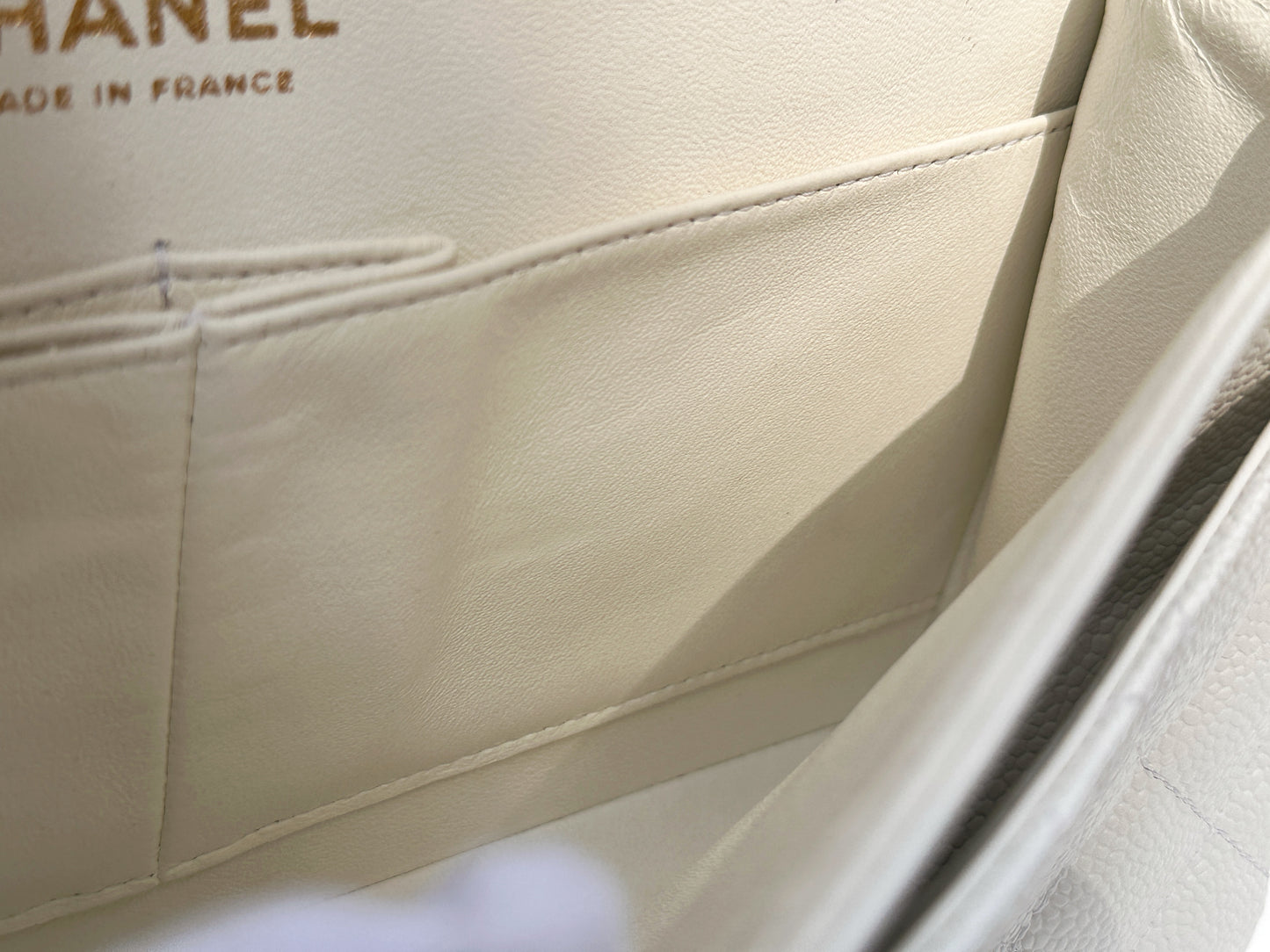 Chanel White Caviar Medium Classic Double Flap Bag 1350 holo