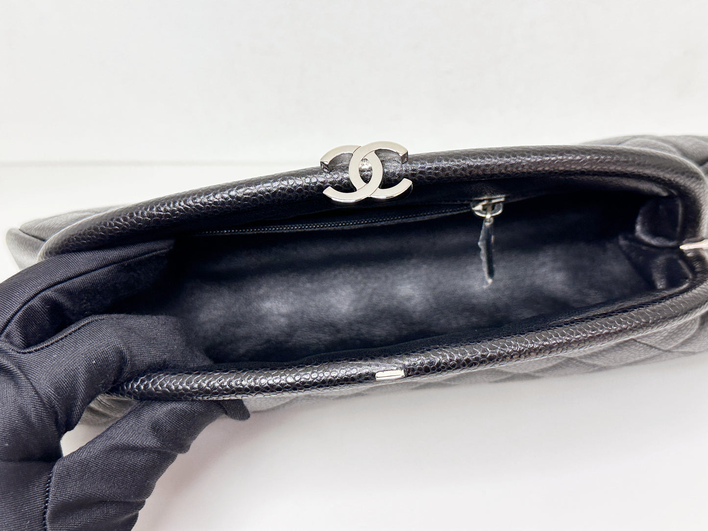 Chanel Quilted Timeless Kisslock Clutch Black Caviar SHW 1915 holo card