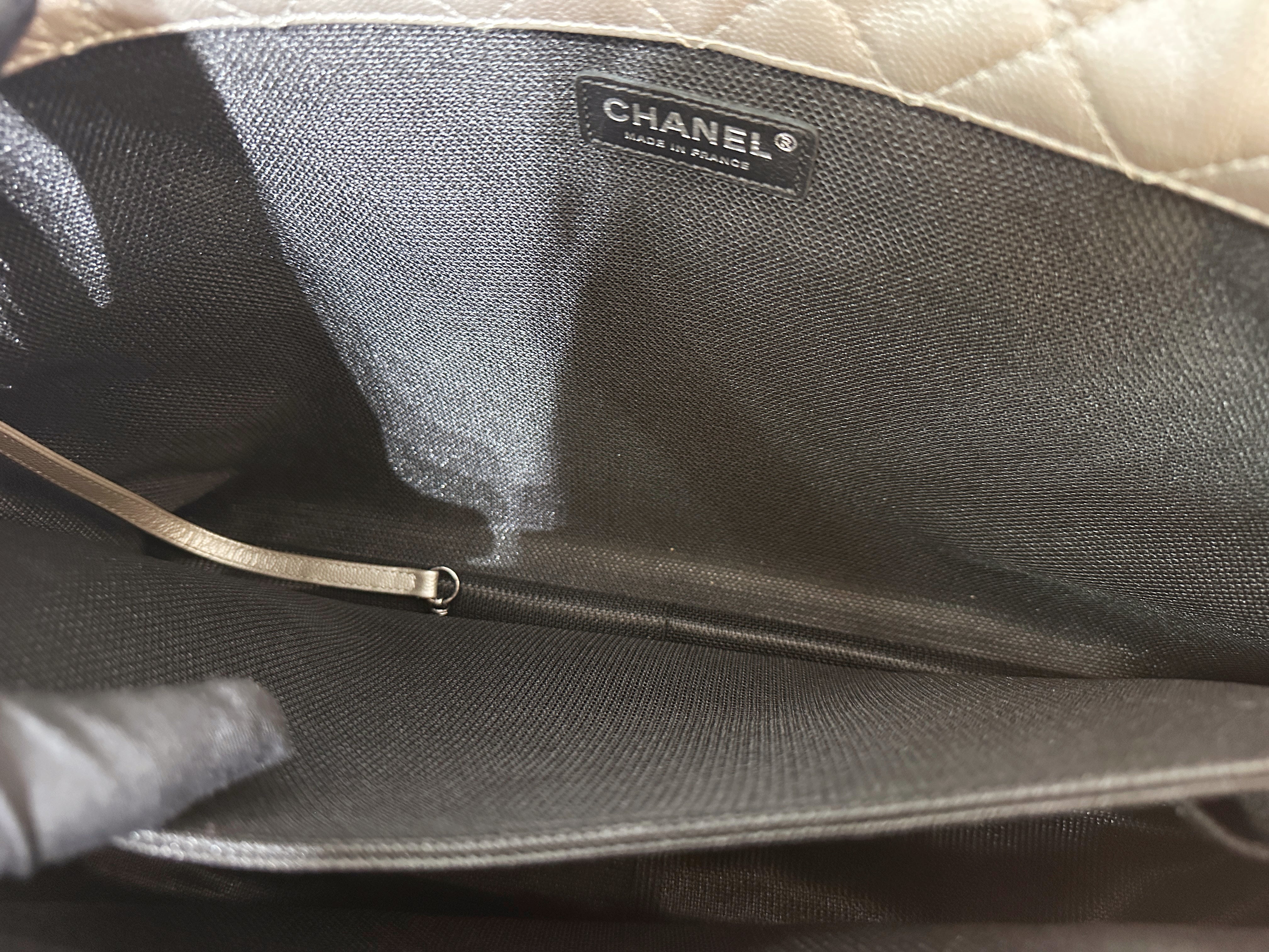 Chanel 2017 Caviar Classic Quilted XXL Travel Flap shoulder bag Metallic Silver SHW 2257 holo card