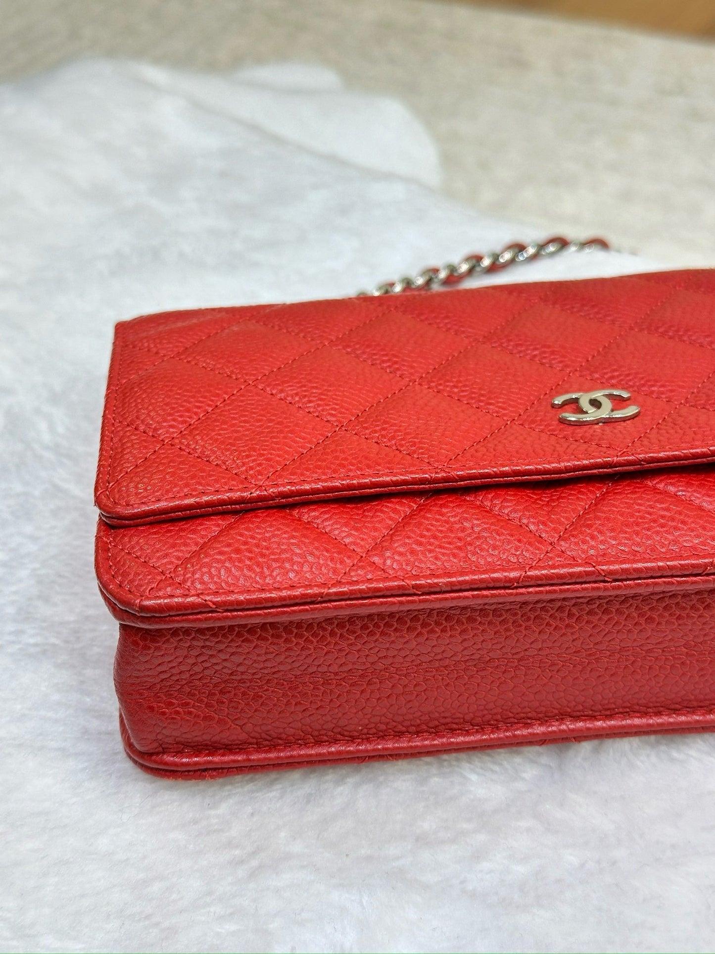 Chanel Caviar Quilted Wallet on Chain WOC Red 1874 holo card