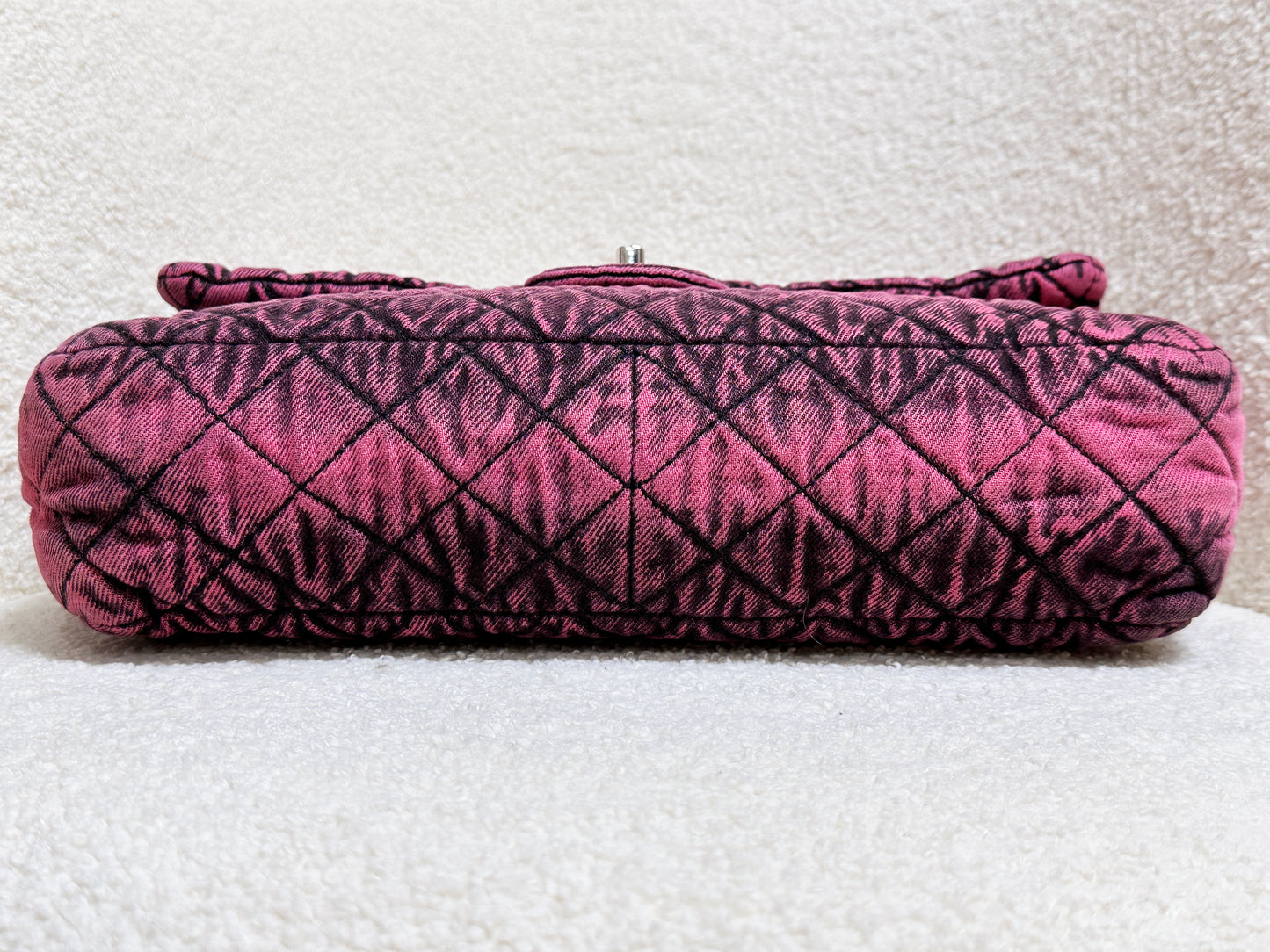 Chanel Denim Quilted Denimpression Flap Red Black