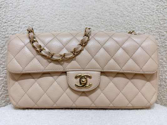 Chanel Classic Vintage Clutch East-west in Beige Color GHW 1336 holo