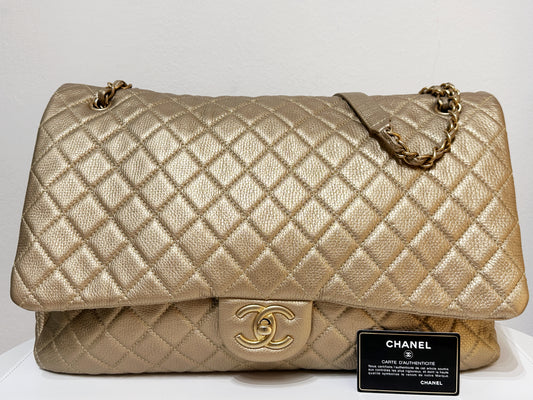 Chanel 2018 Calfskin Quilted XXL Travel Flap shoulder bag Metallic Gold GHW 2510 holo card