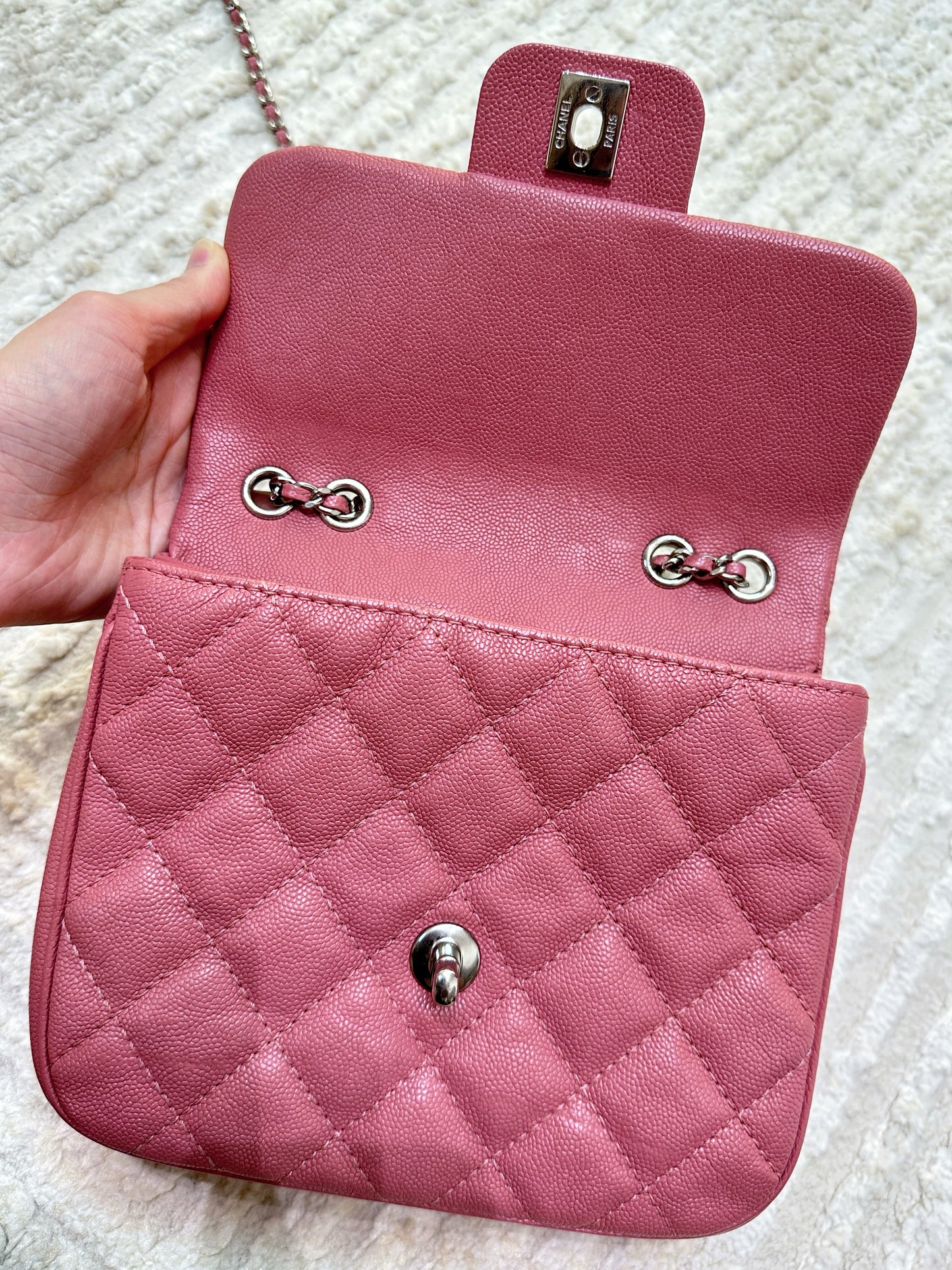 CHANEL Caviar Quilted Small Urban Companion Flap Pink