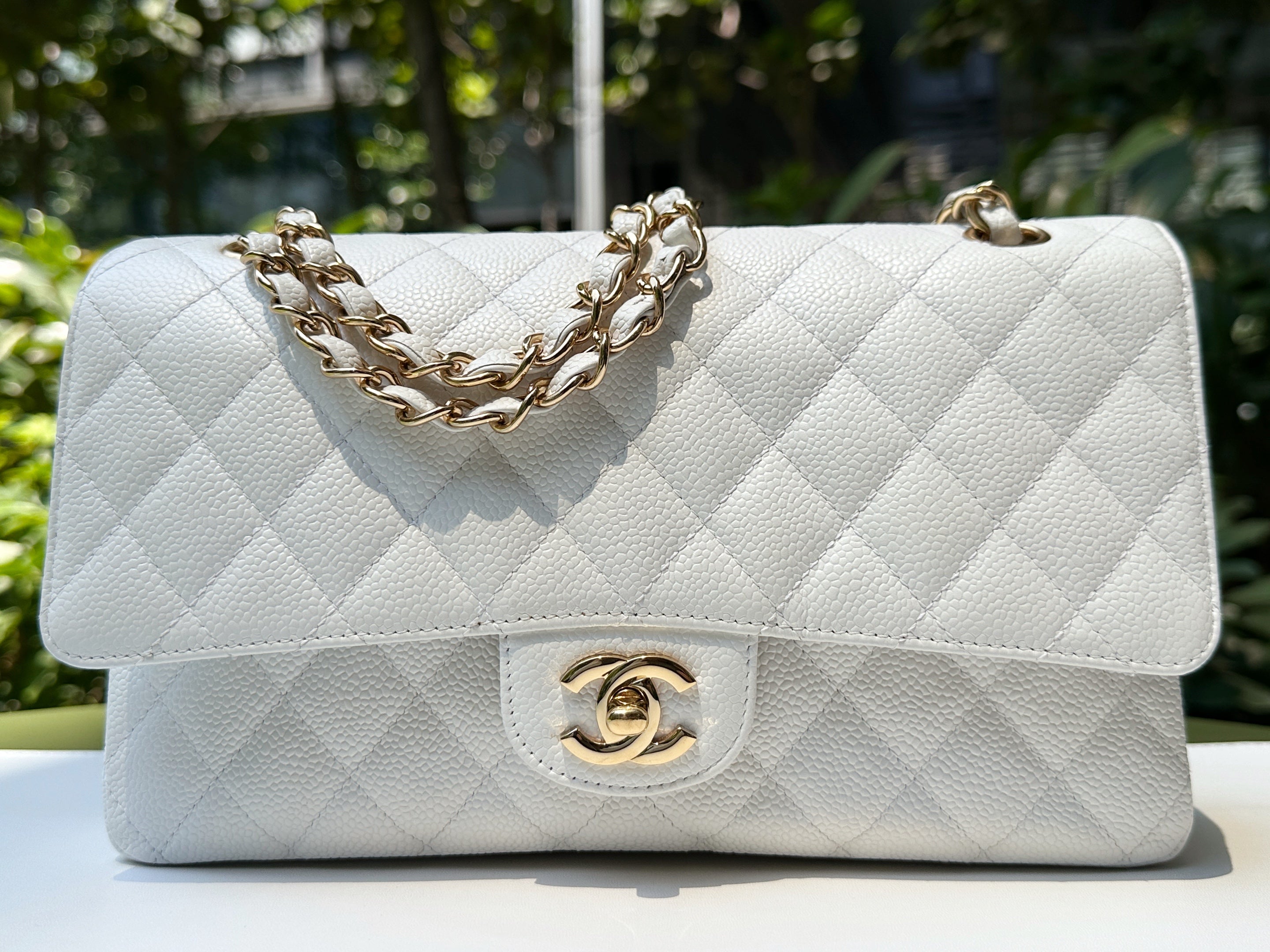 Chanel White Caviar Medium Classic Double Flap Bag 1350 holo