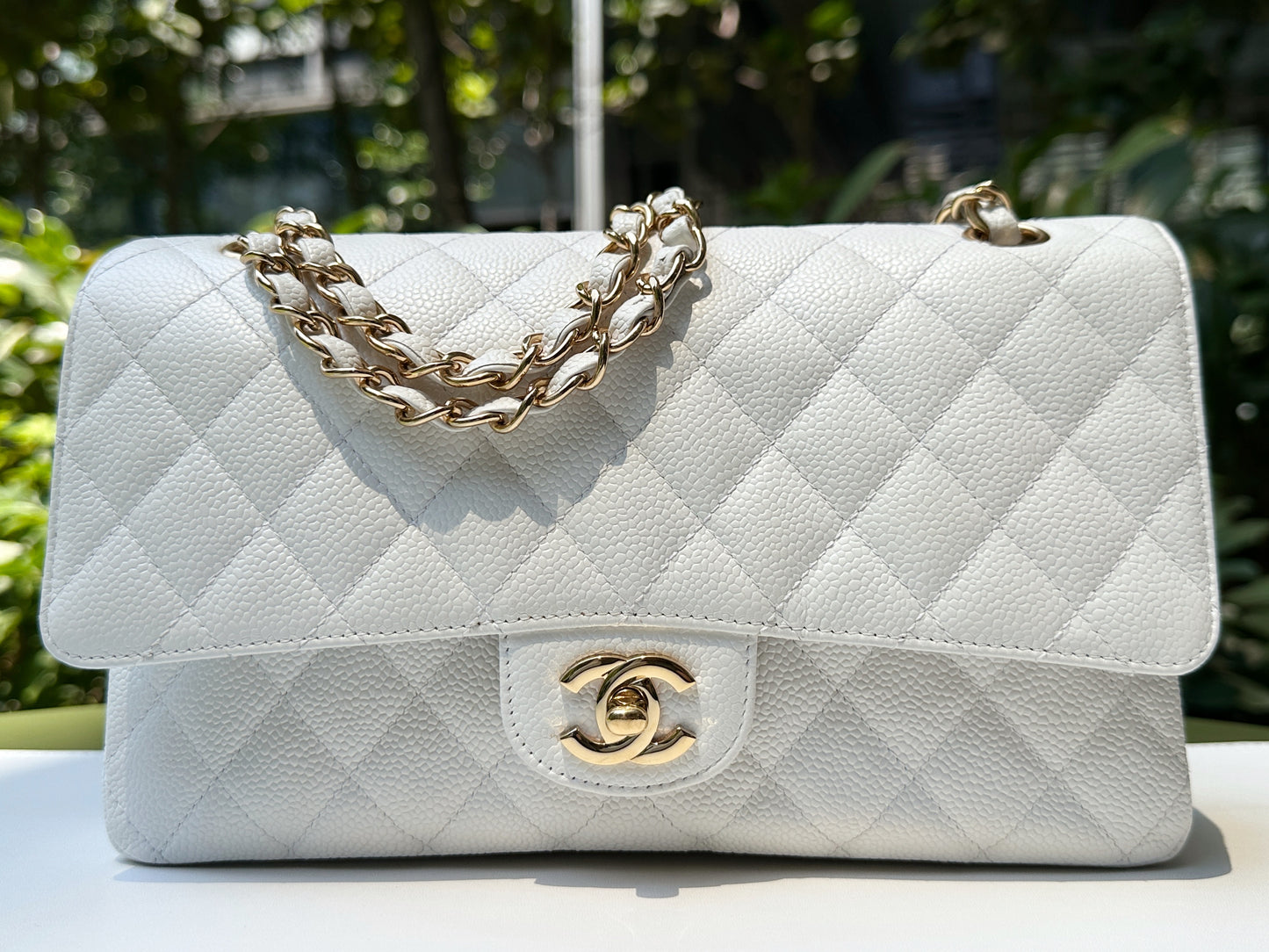 Chanel White Caviar Medium Classic Double Flap Bag 1350 holo
