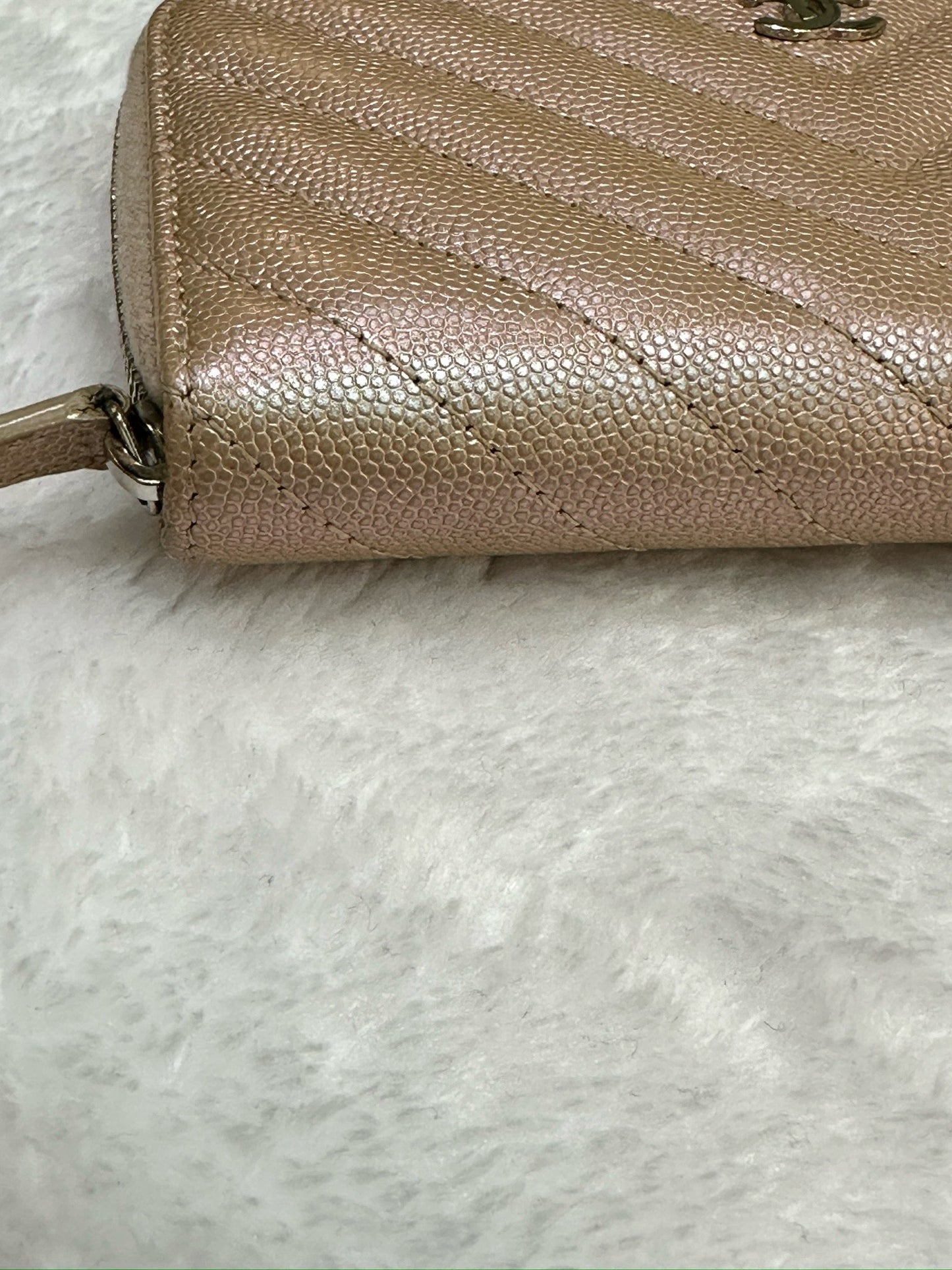 Chanel 17B rosegold classic zip wallet 2459 holo card