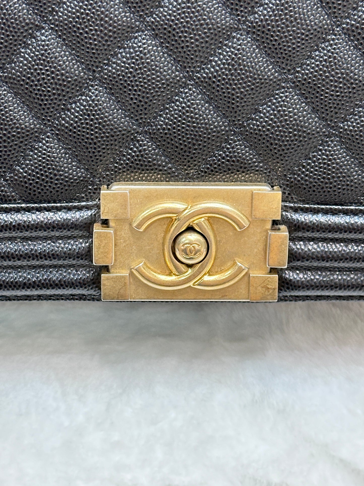 Chanel Medium Boy Bag Black Caviar GHW