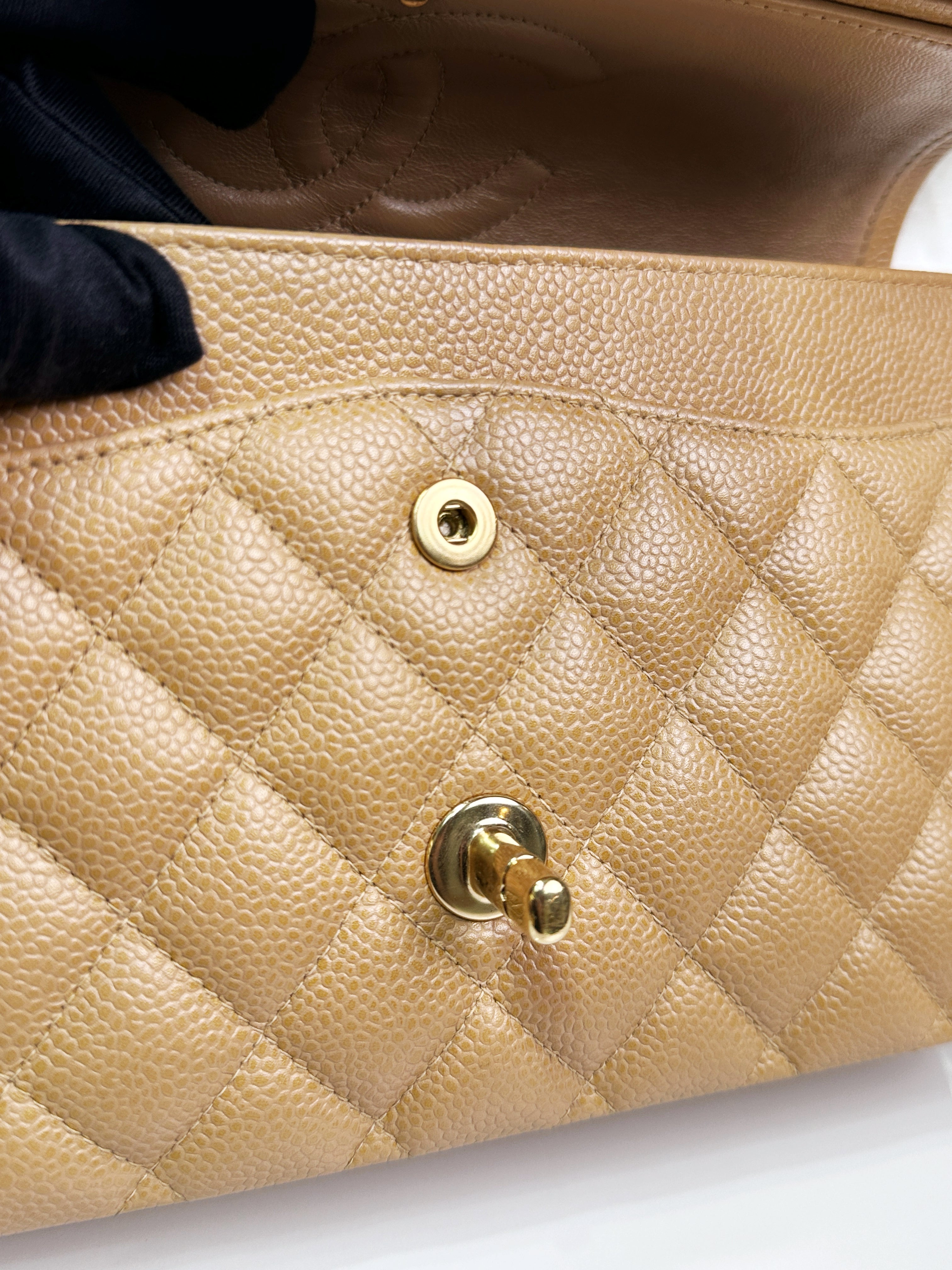 Preloved Authentic Chanel Vintage 24kGold Medium Caviar Quilted Double Flap Beige Bag