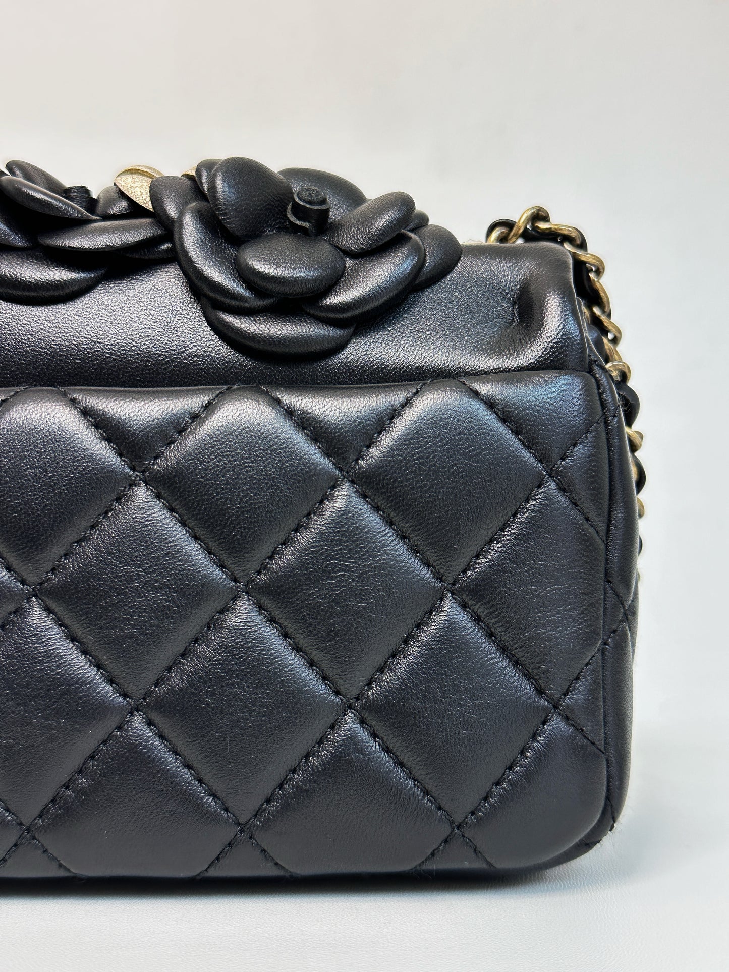 Chanel Mini Metallic Lambskin Quilted Camellia Flap Bag Black Gold 2479 holo card