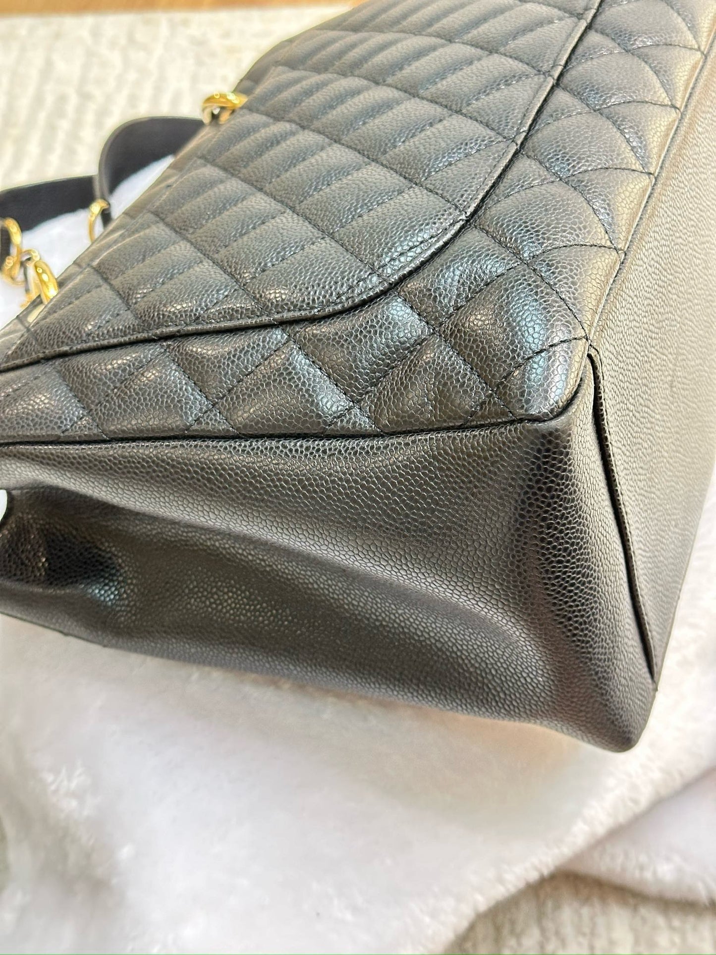 Chanel Caviar Grand Shopping Tote GST Black GHW