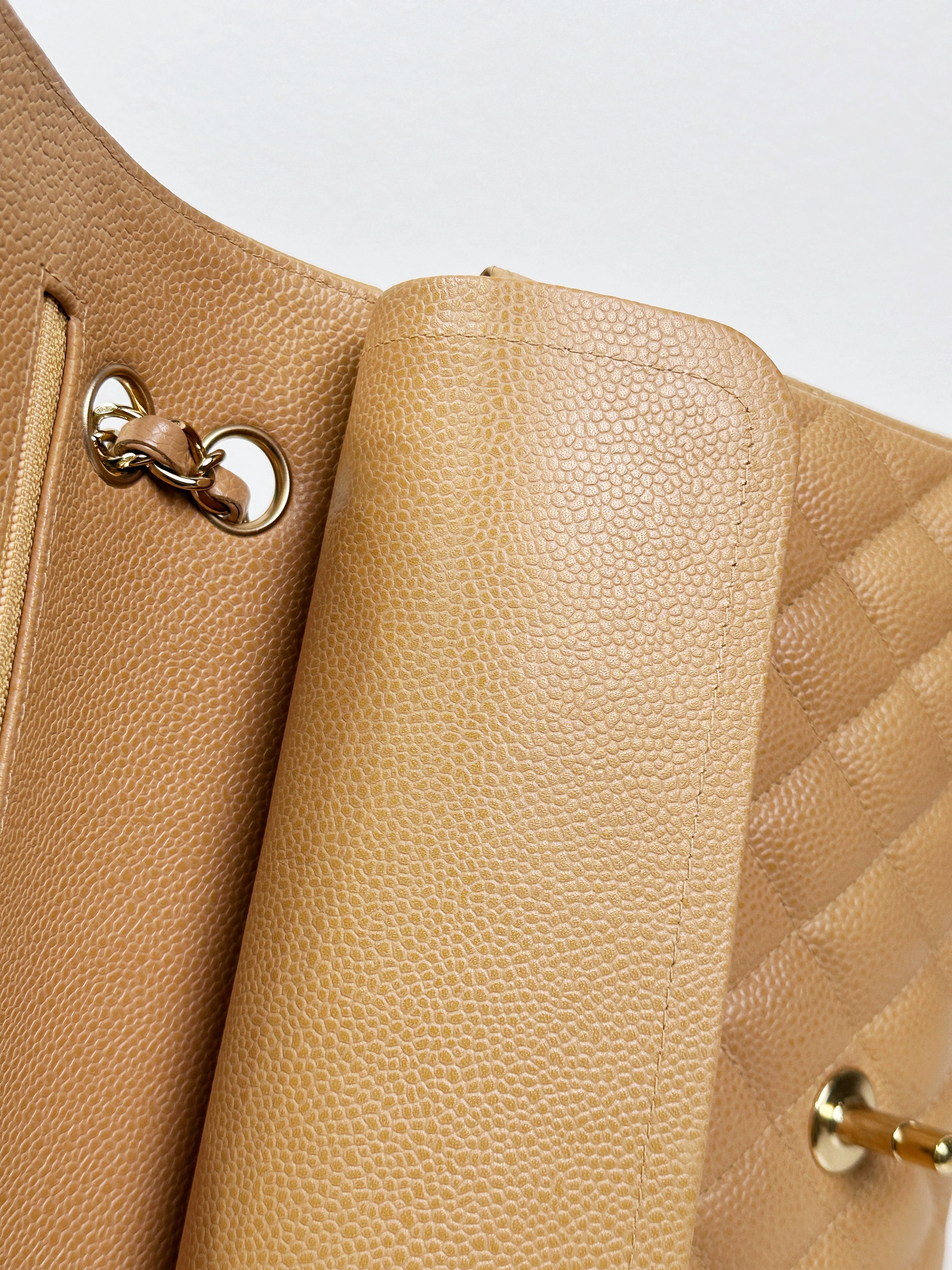 Preloved Authentic Chanel Vintage 24kGold Medium Caviar Quilted Double Flap Beige Bag