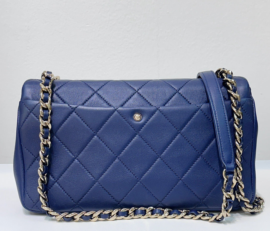 CHANEL Medium Calfskin Quilted Resin Bi-Color Chain Flap Bag Navy