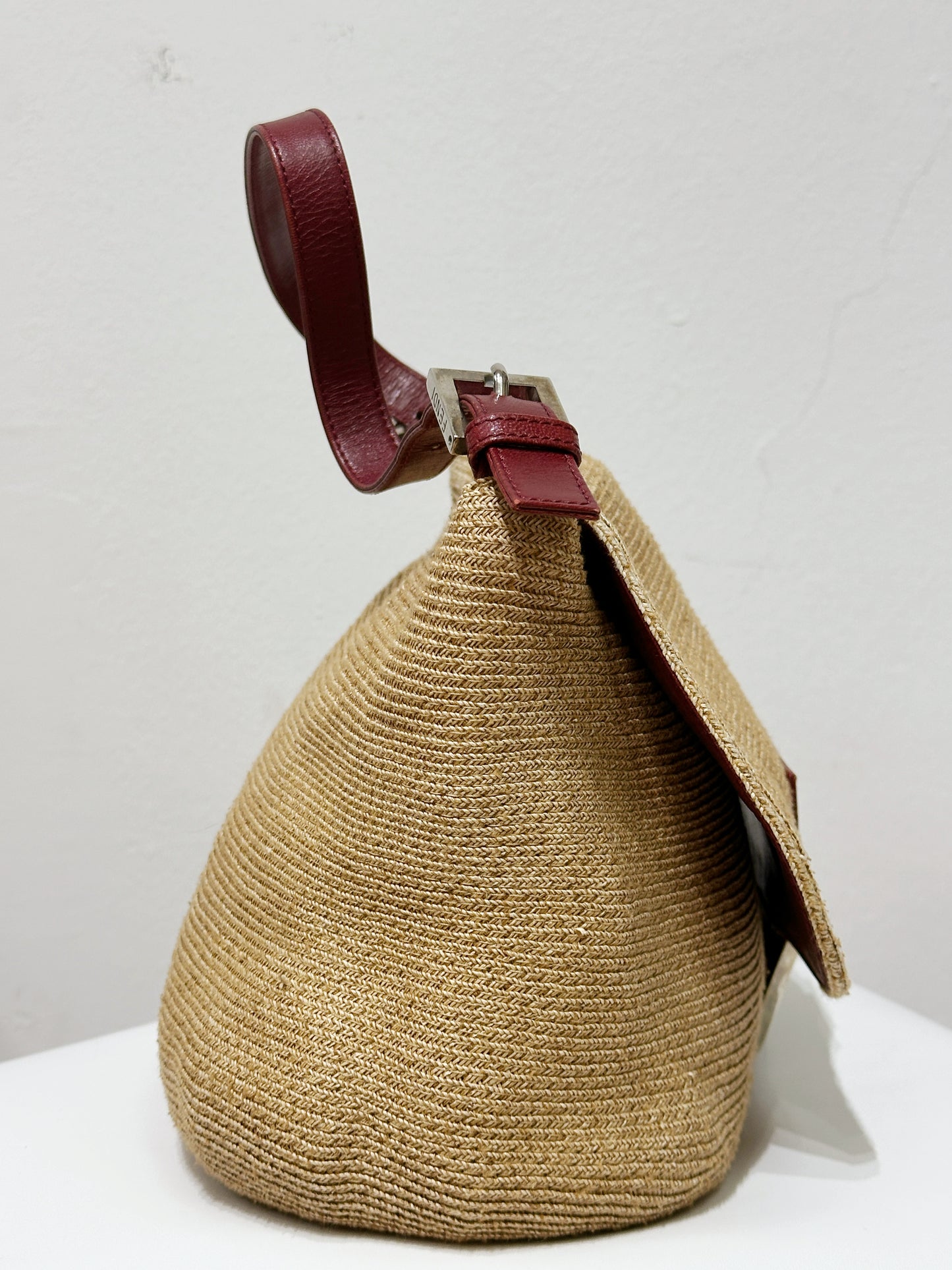 Fendi Mamma Baguette Raffia Straw Shoulder Bag Red Leather Strap