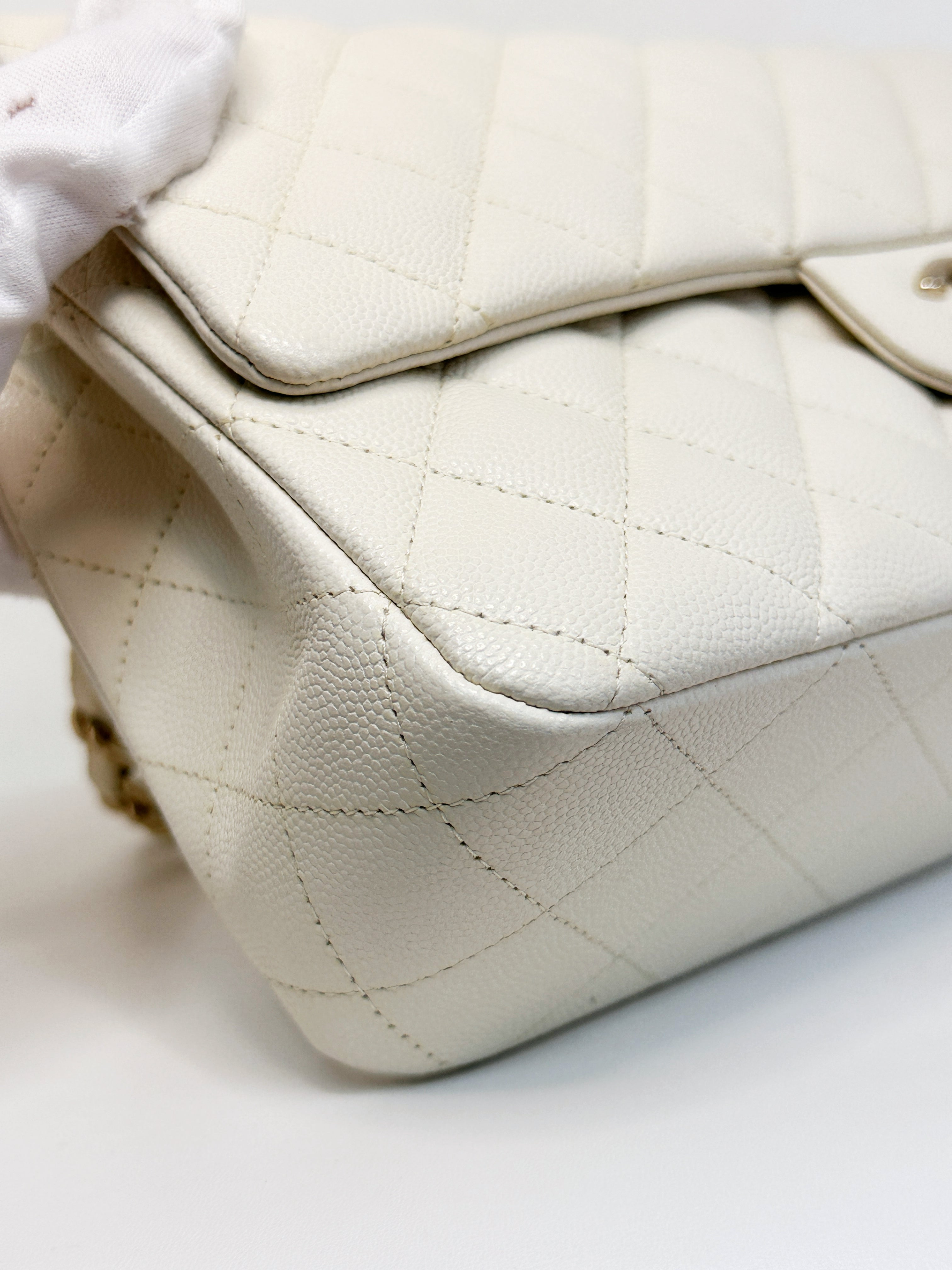 Chanel Medium Caviar Classic Quilted Double Flap White Light Beige Bag LGHW L45J microchip