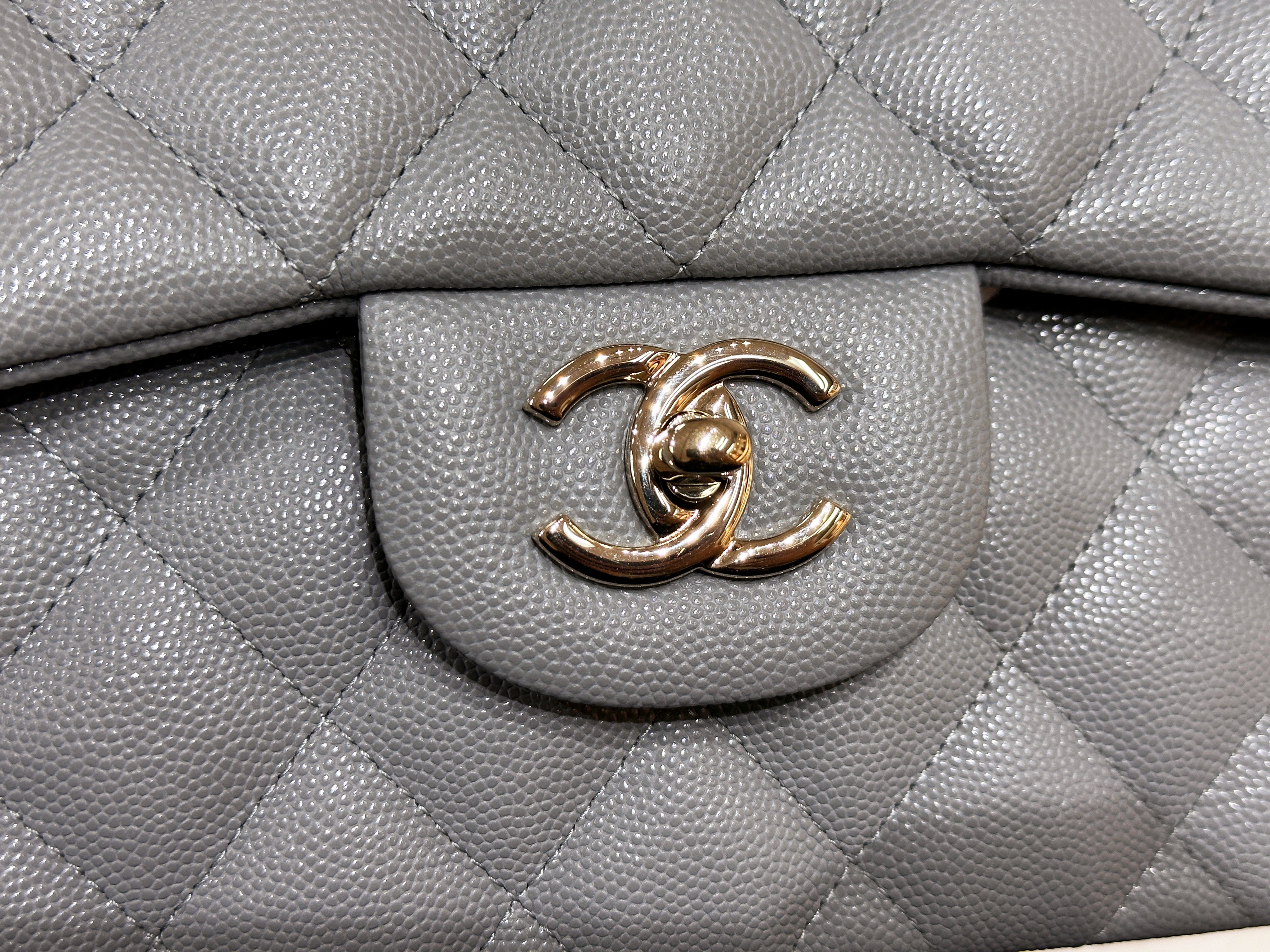 Chanel Jumbo Caviar Classic Quilted Double Flap Bag Light Grey LGHW 2910 holo card