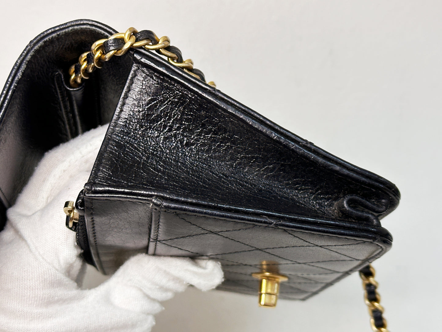 Chanel Golden Class Wallet on Chain Black 2650 holo card