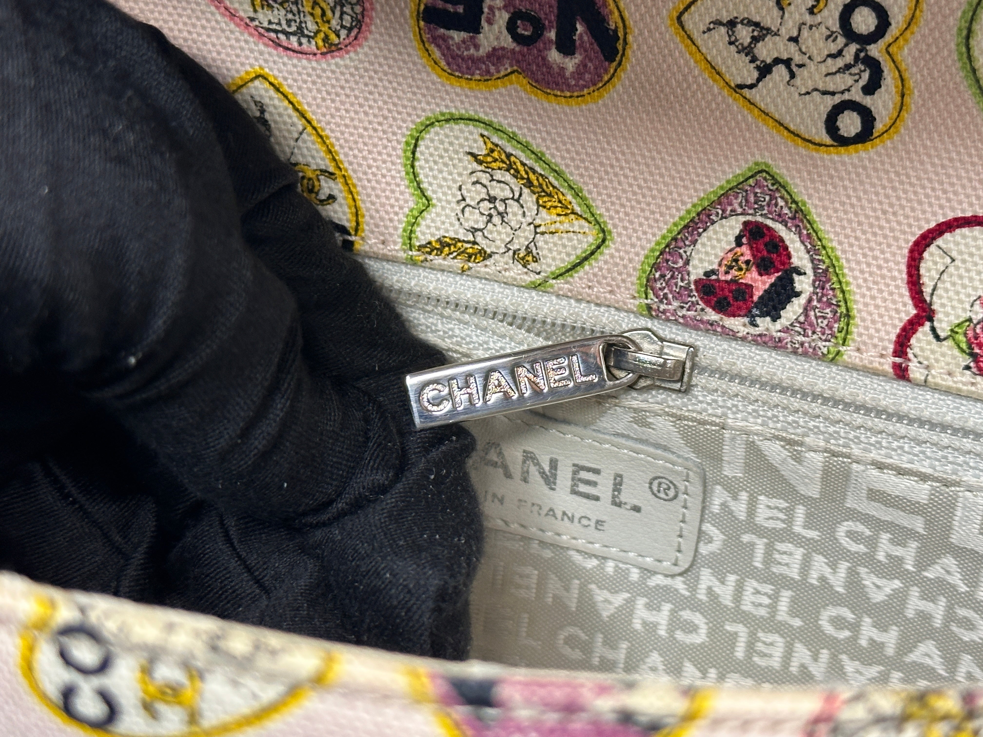 Chanel Valentine Coco Heart Motif Printed Pink Canvas East West Flap Bag 1064 holo