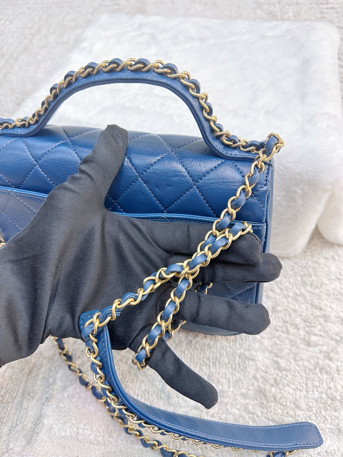 CHANEL Infinity Chain Quilted Leather Crossbody Bag Blue