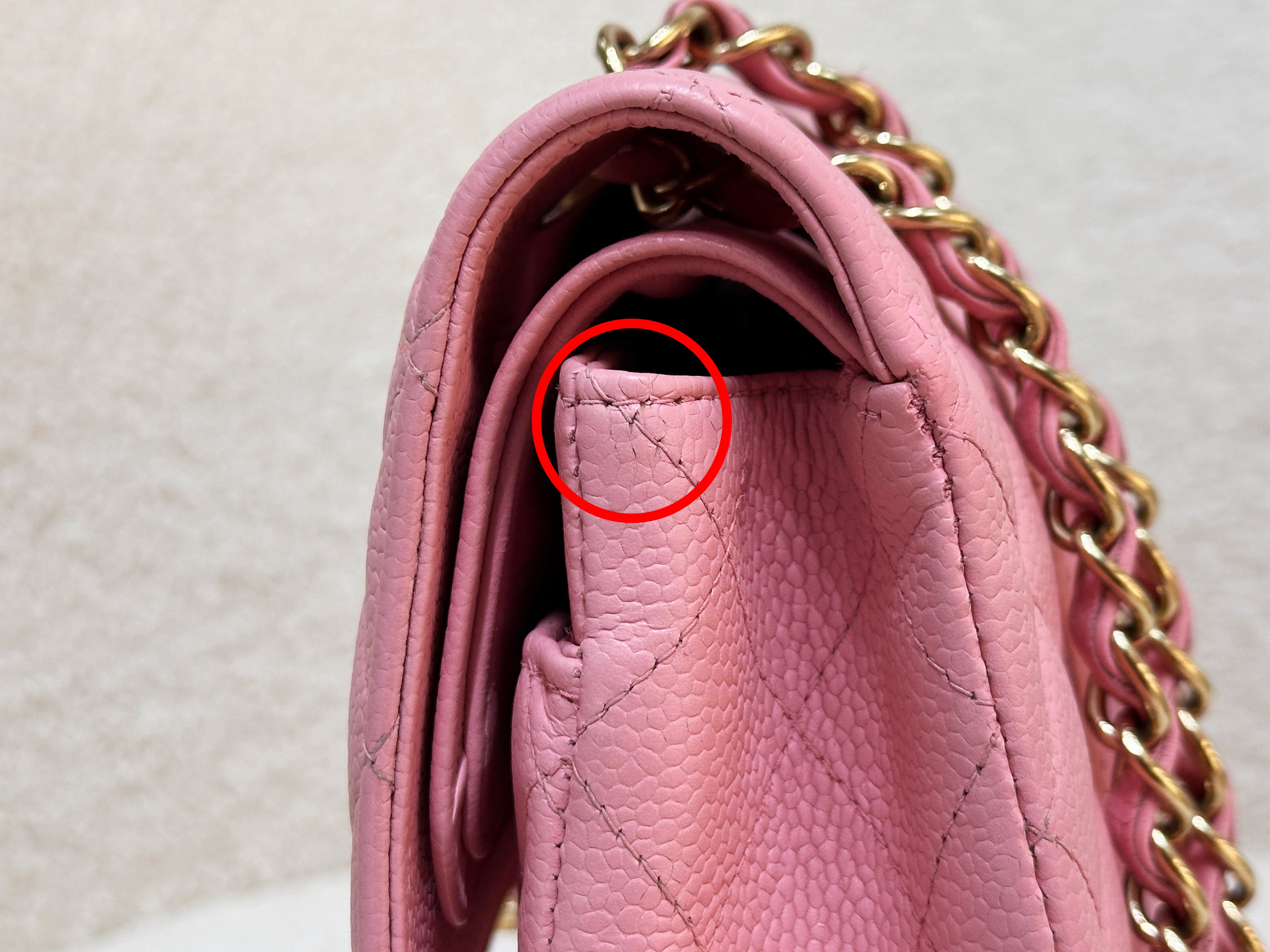 Chanel Medium Vintage Sakura Pink Caviar Classic Double Flap Bag 24K GHW 86 holo(body lightly touched)