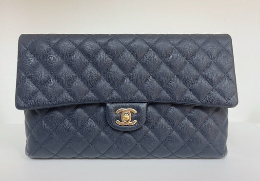 Chanel Quilted Caviar Classic Clutch Navy Blue GHW 2645 holo card