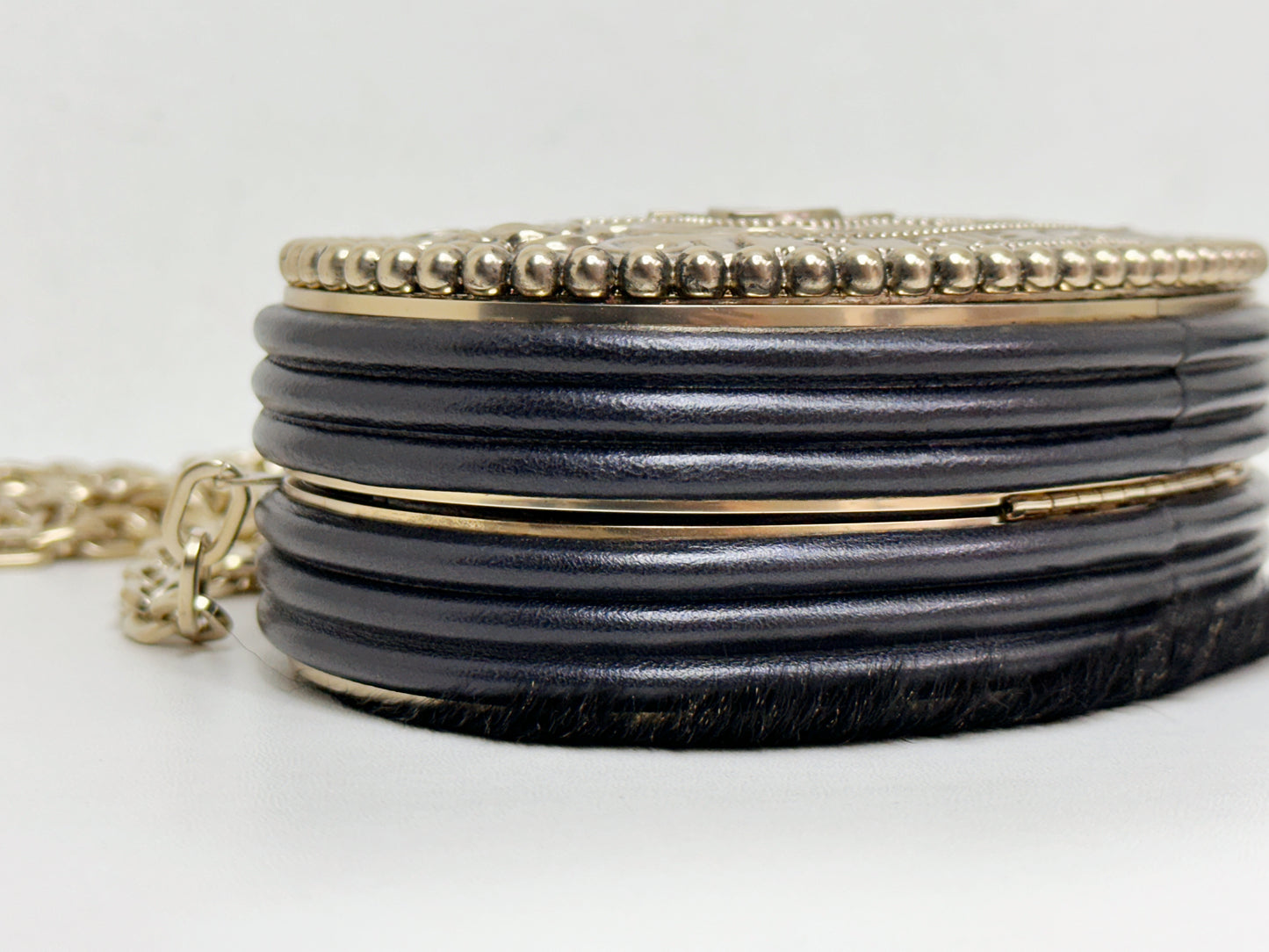 CHANEL 2014 PARIS-DALLAS MINAUDIERE CLUTCH 2018 holo card