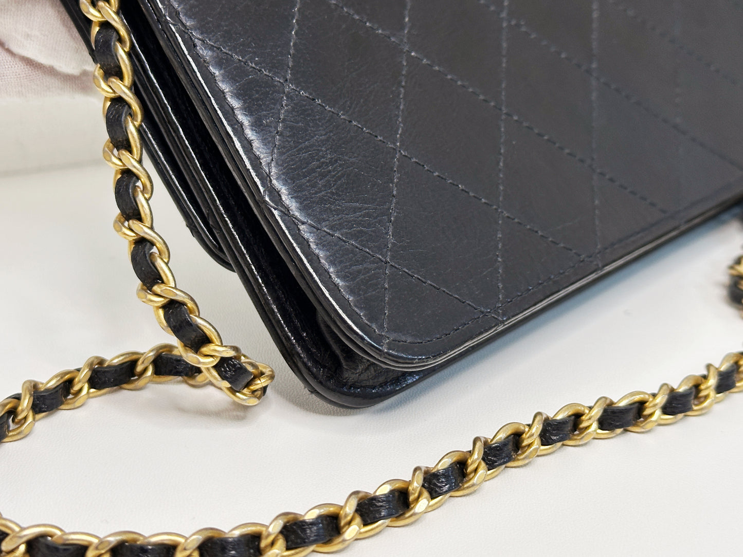 Chanel Golden Class Wallet on Chain Black 2650 holo card