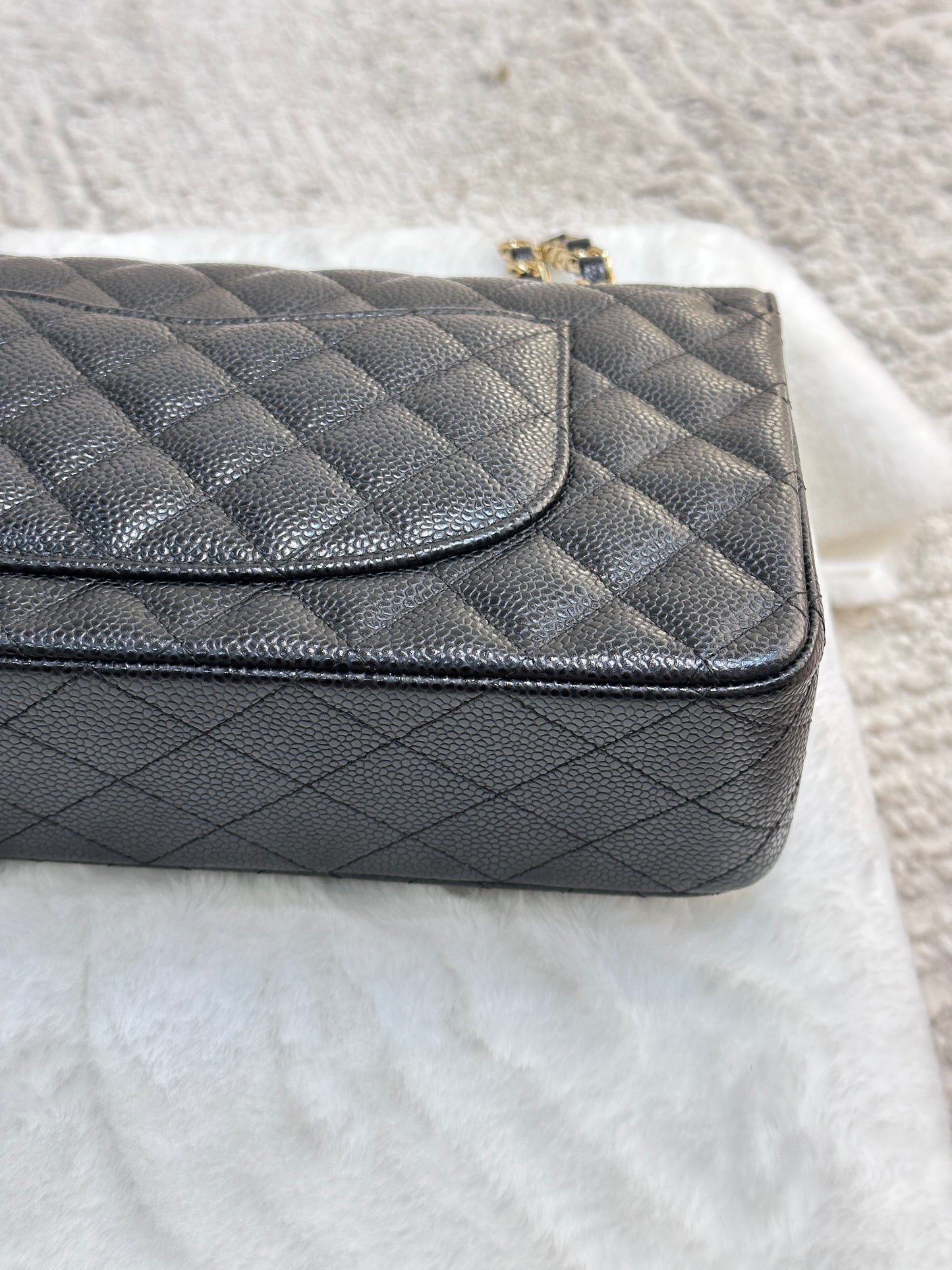 Chanel Medium Classic Caviar Double Flap Black GHW