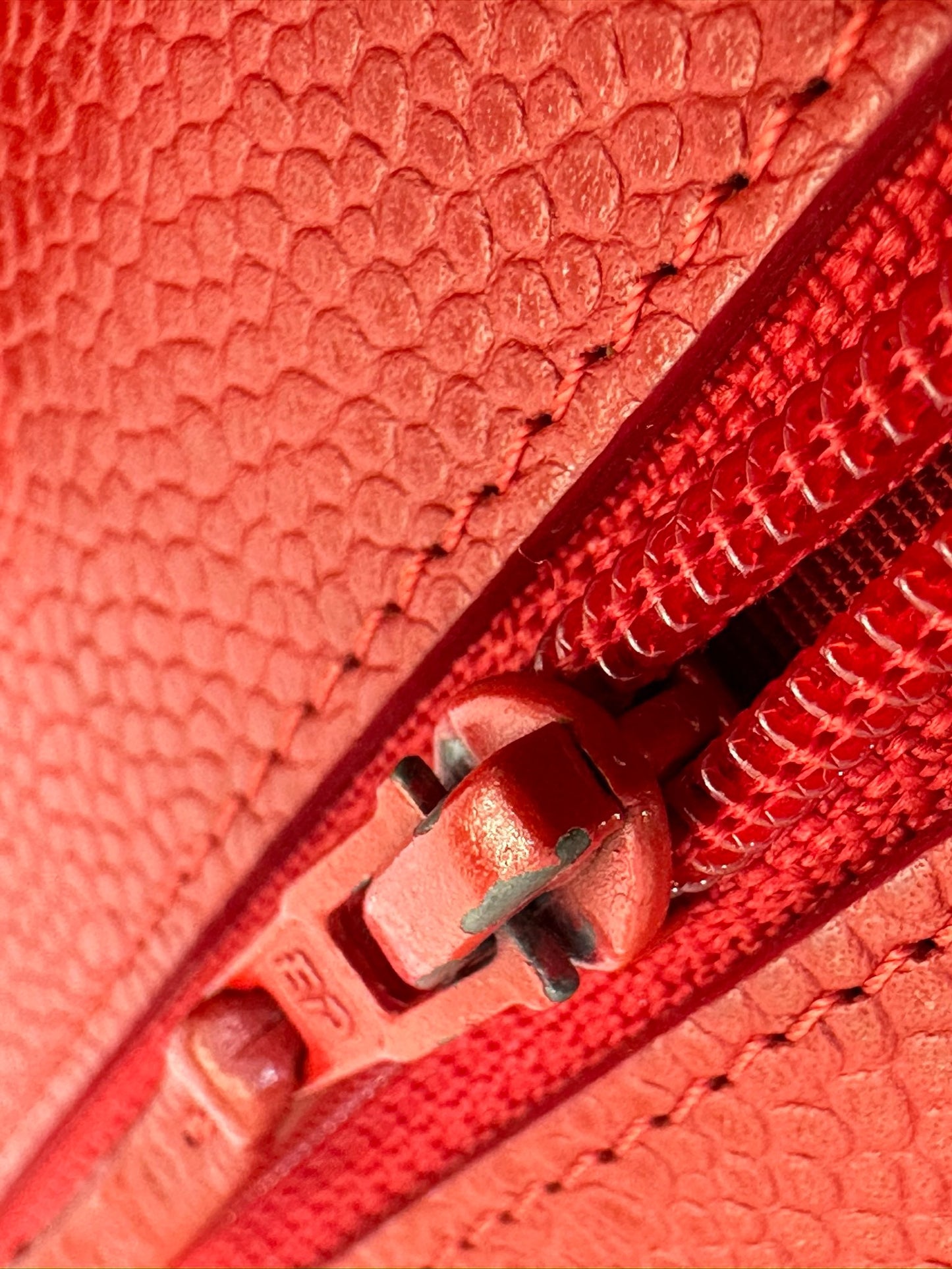 Chanel Caviar Quilted Wallet on Chain WOC Red 1874 holo card