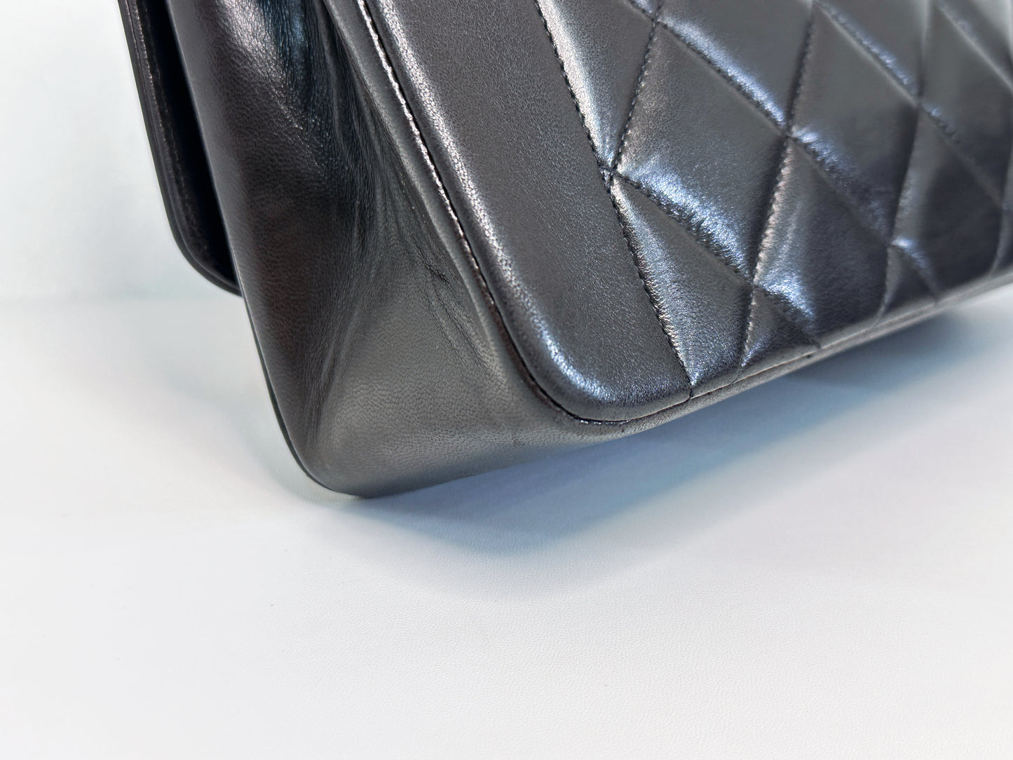Chanel Vintage Quilted Diana Flap Bag Black Lambskin 25 holo card