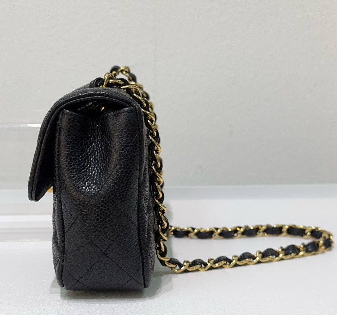 Chanel Caviar East West Flap Bag Black GHW