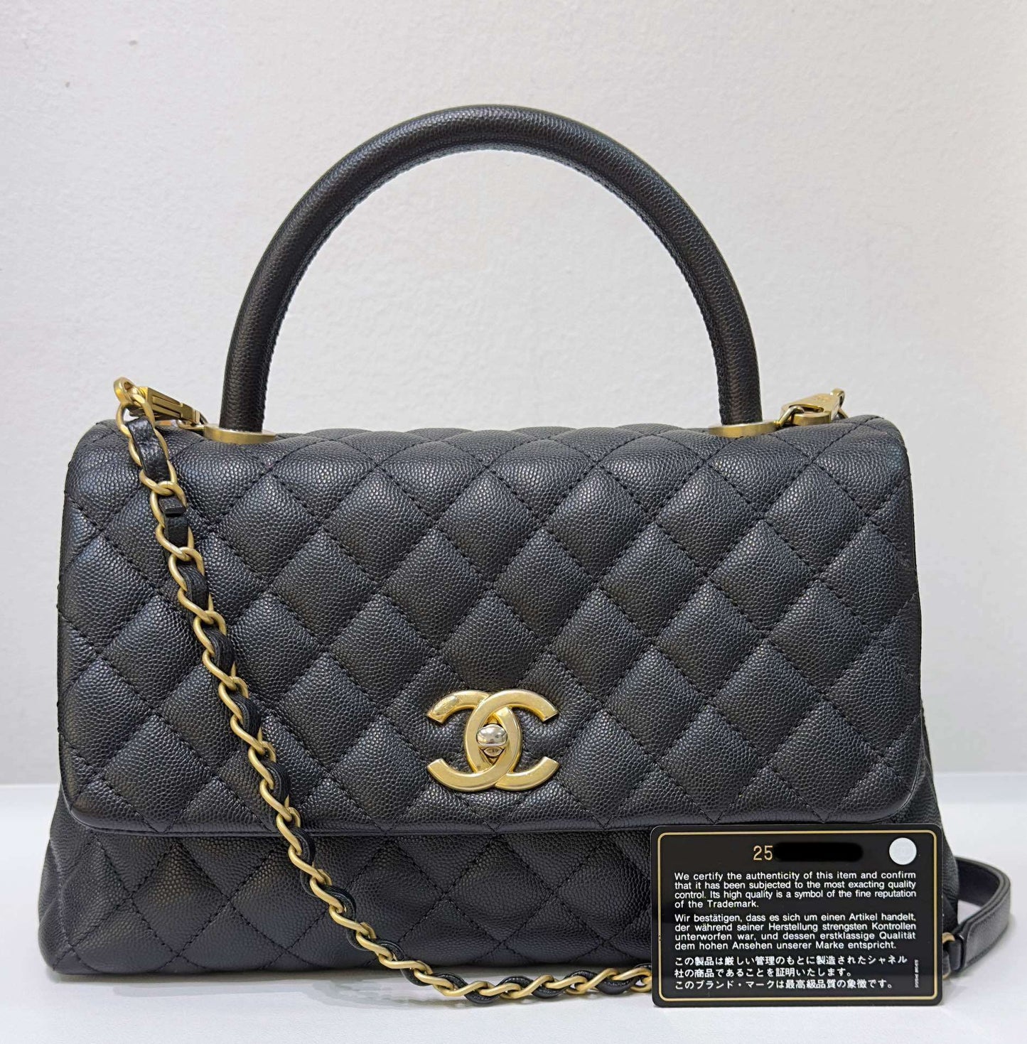 Chanel Medium Caviar Quilted Coco Handle Flap Black GHW 25 holo card