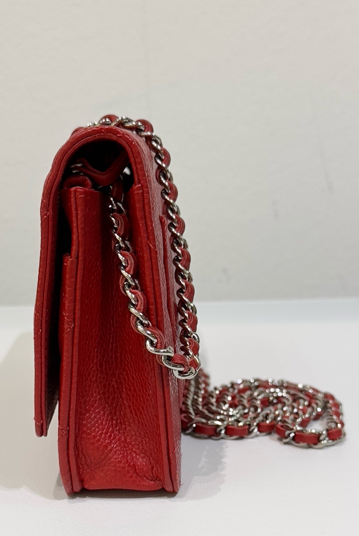 Chanel Caviar Quilted Wallet on Chain WOC Red 1874 holo card