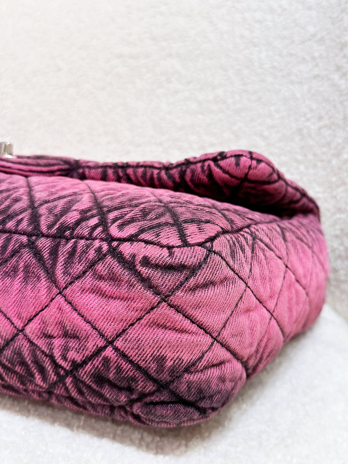 Chanel Denim Quilted Denimpression Flap Red Black